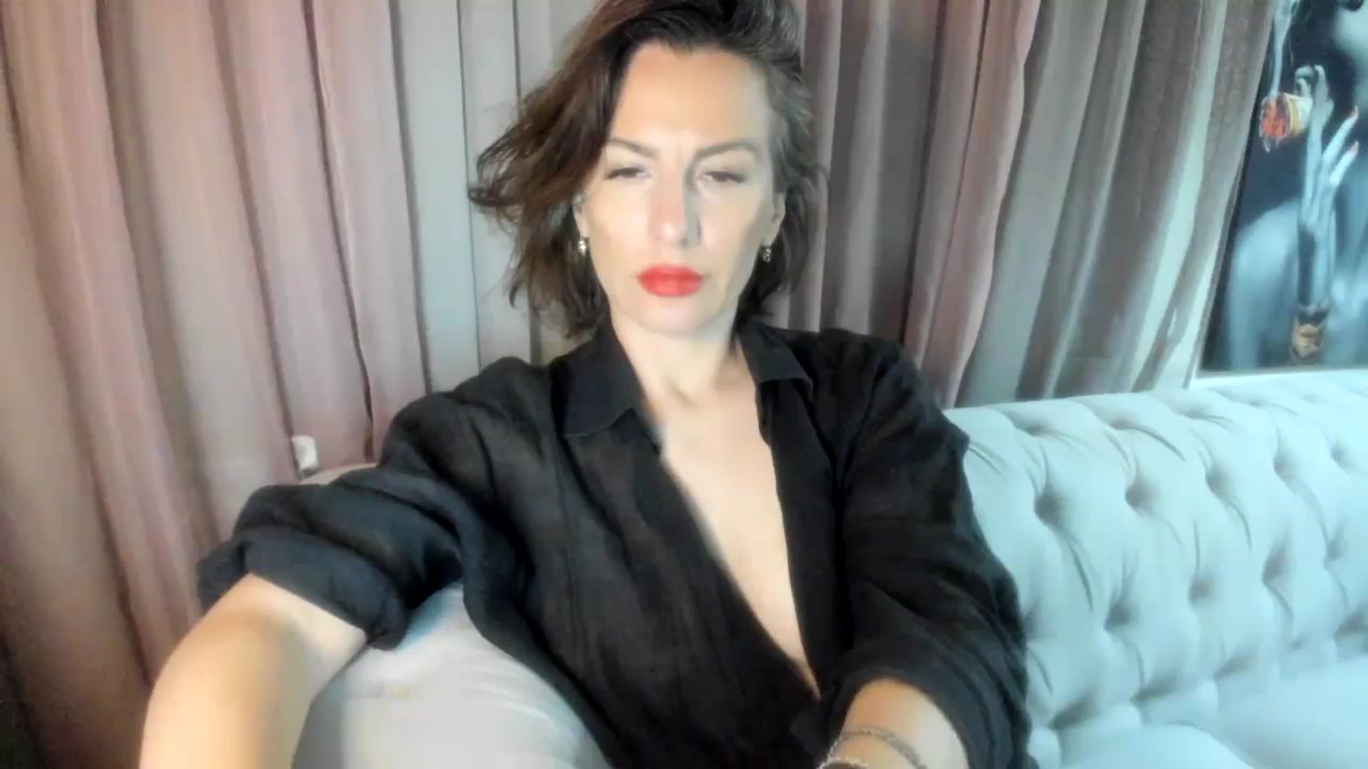 Gallery image thumbnail from Aarte_miss's myfreecams stream on, 04/07/2024, 23:11 image 12 of 20