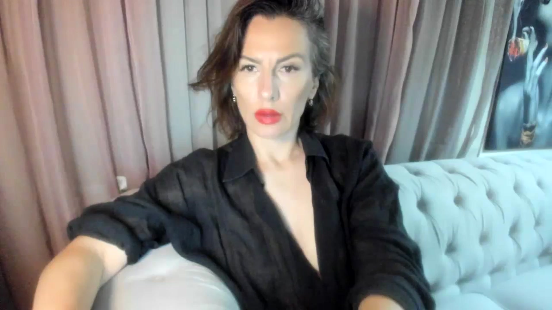 Gallery image thumbnail from Aarte_miss's myfreecams stream on, 04/07/2024, 23:11 image 14 of 20