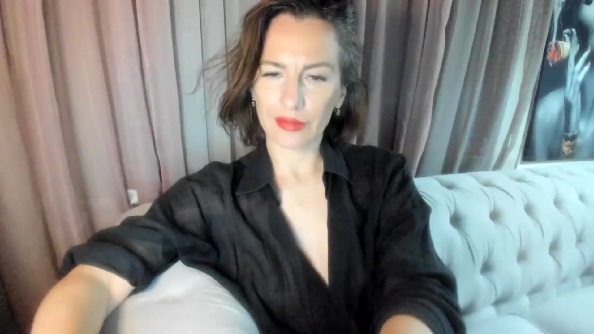 Gallery image thumbnail from Aarte_miss's myfreecams stream on, 04/07/2024, 23:11 image 1 of 20
