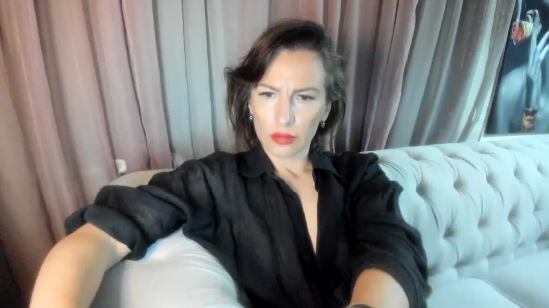 Gallery image thumbnail from Aarte_miss's myfreecams stream on, 04/08/2024, 24:49 image 7 of 20