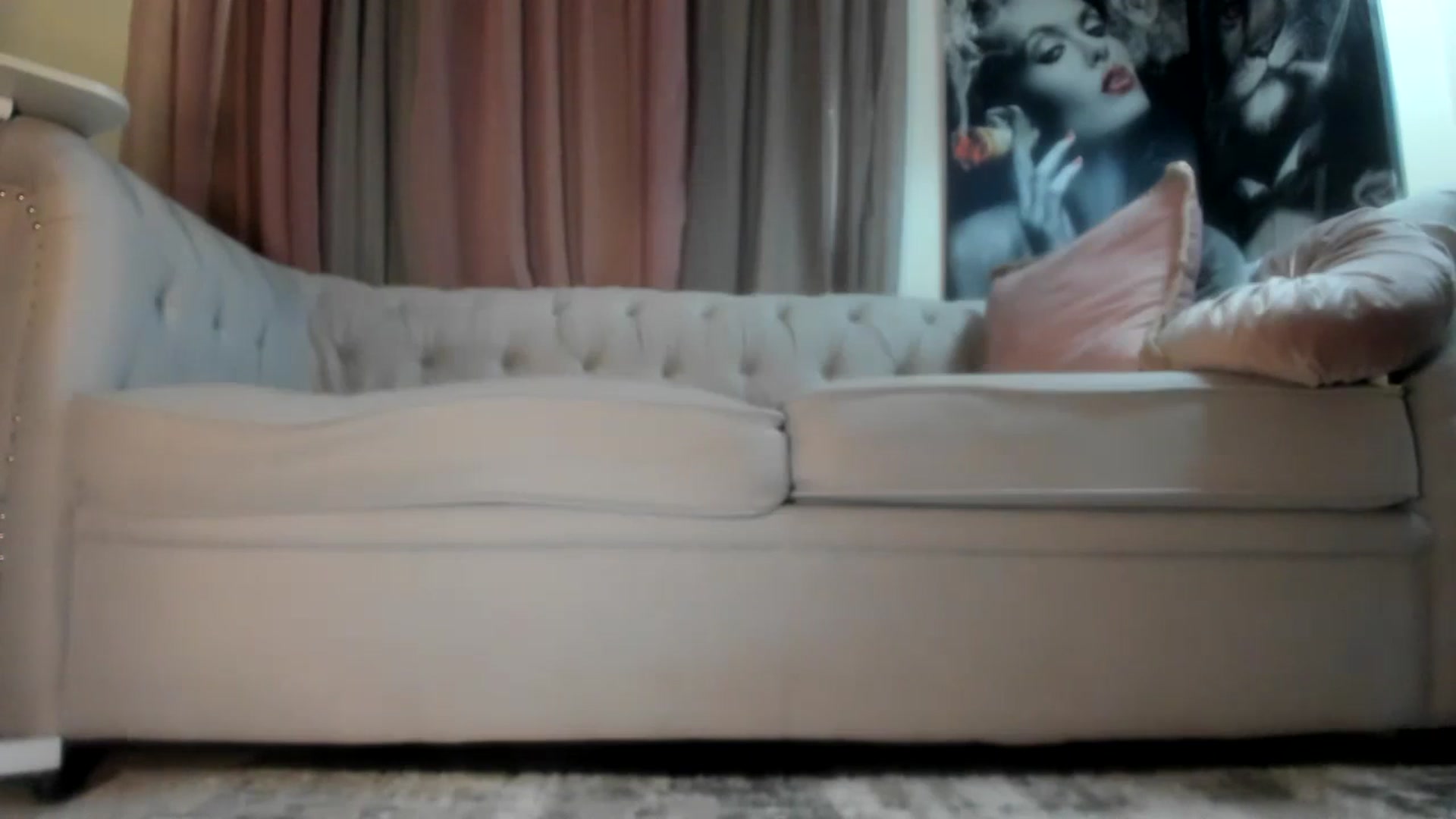 Gallery image thumbnail from Aarte_miss's myfreecams stream on, 04/14/2024, 15:16 image 17 of 20