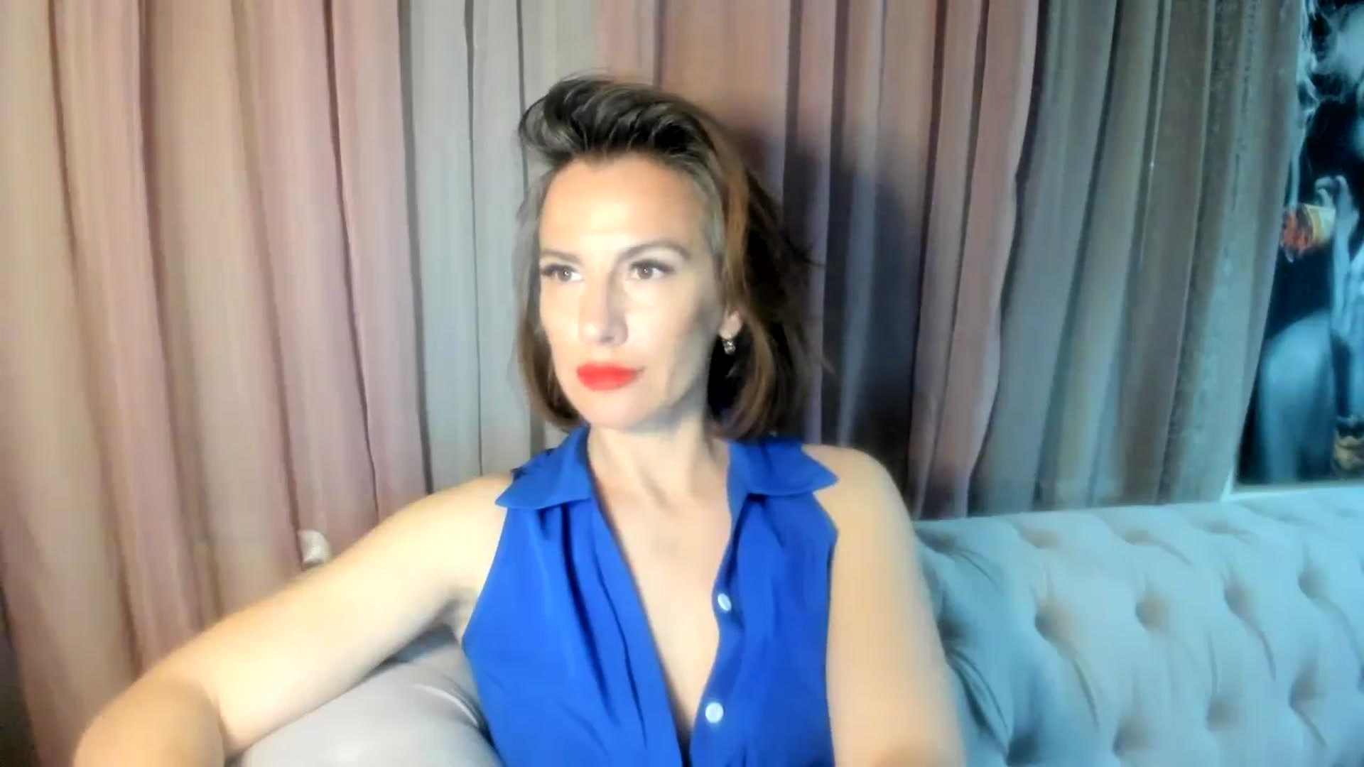 Gallery image thumbnail from Aarte_miss's myfreecams stream on, 04/14/2024, 16:15 image 4 of 20