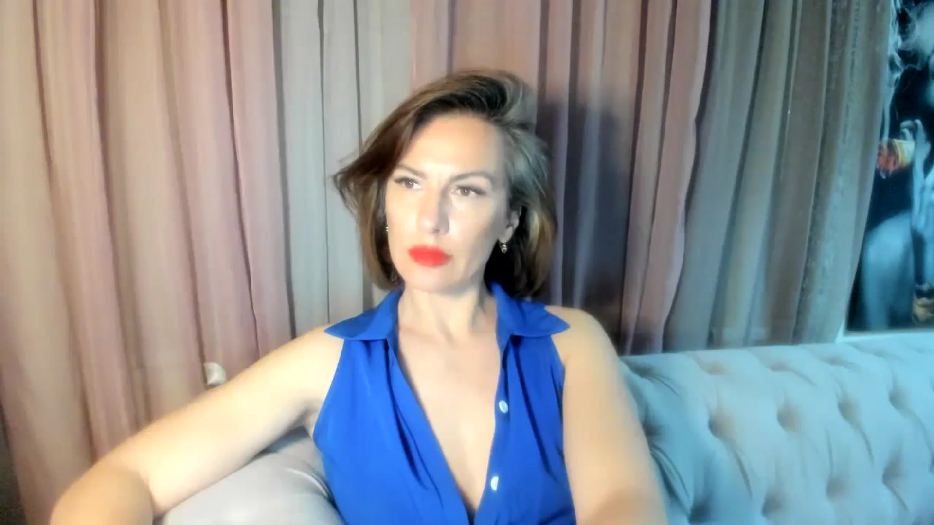 Gallery image thumbnail from Aarte_miss's myfreecams stream on, 04/14/2024, 16:15 image 8 of 20