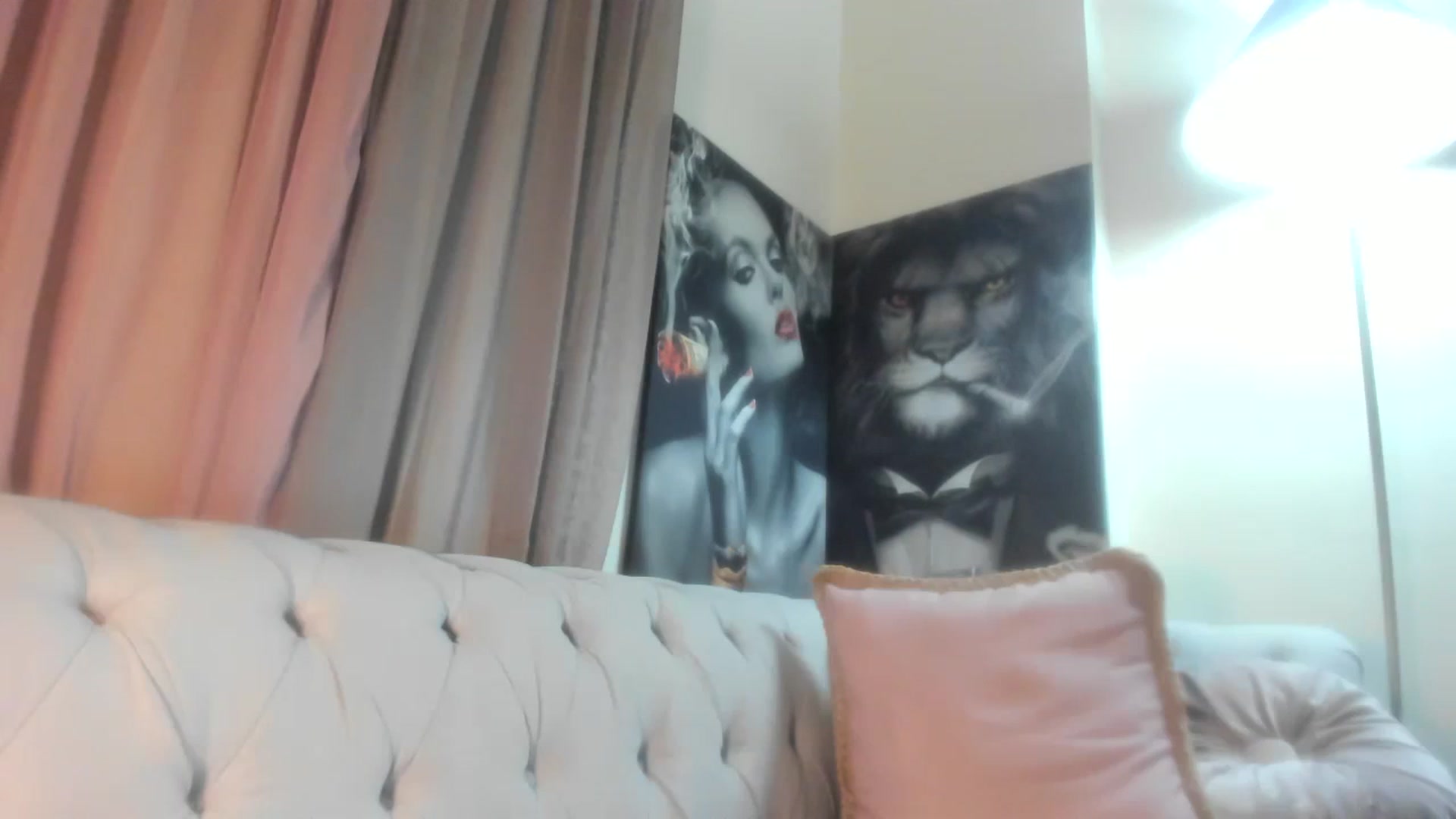 Gallery image thumbnail from Aarte_miss's myfreecams stream on, 04/14/2024, 19:17 image 11 of 20