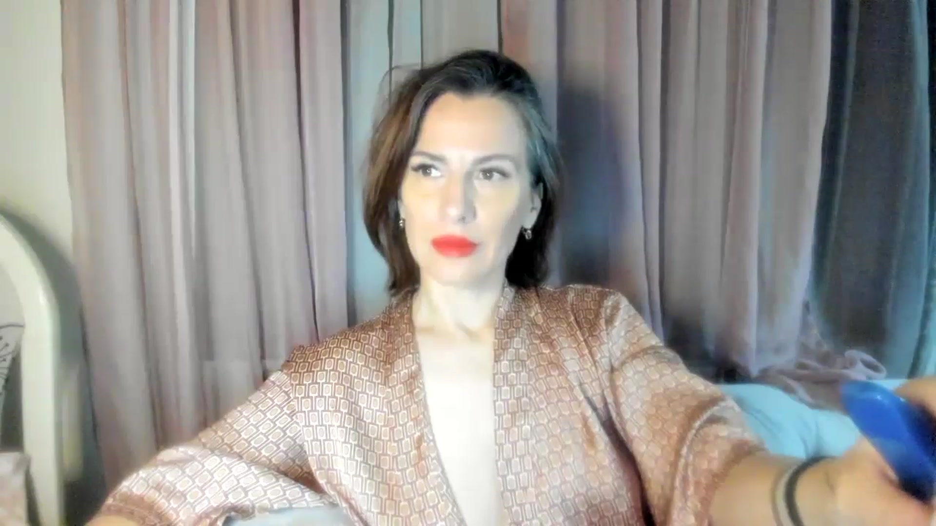 Gallery image thumbnail from Aarte_miss's myfreecams stream on, 04/27/2024, 16:26 image 5 of 20