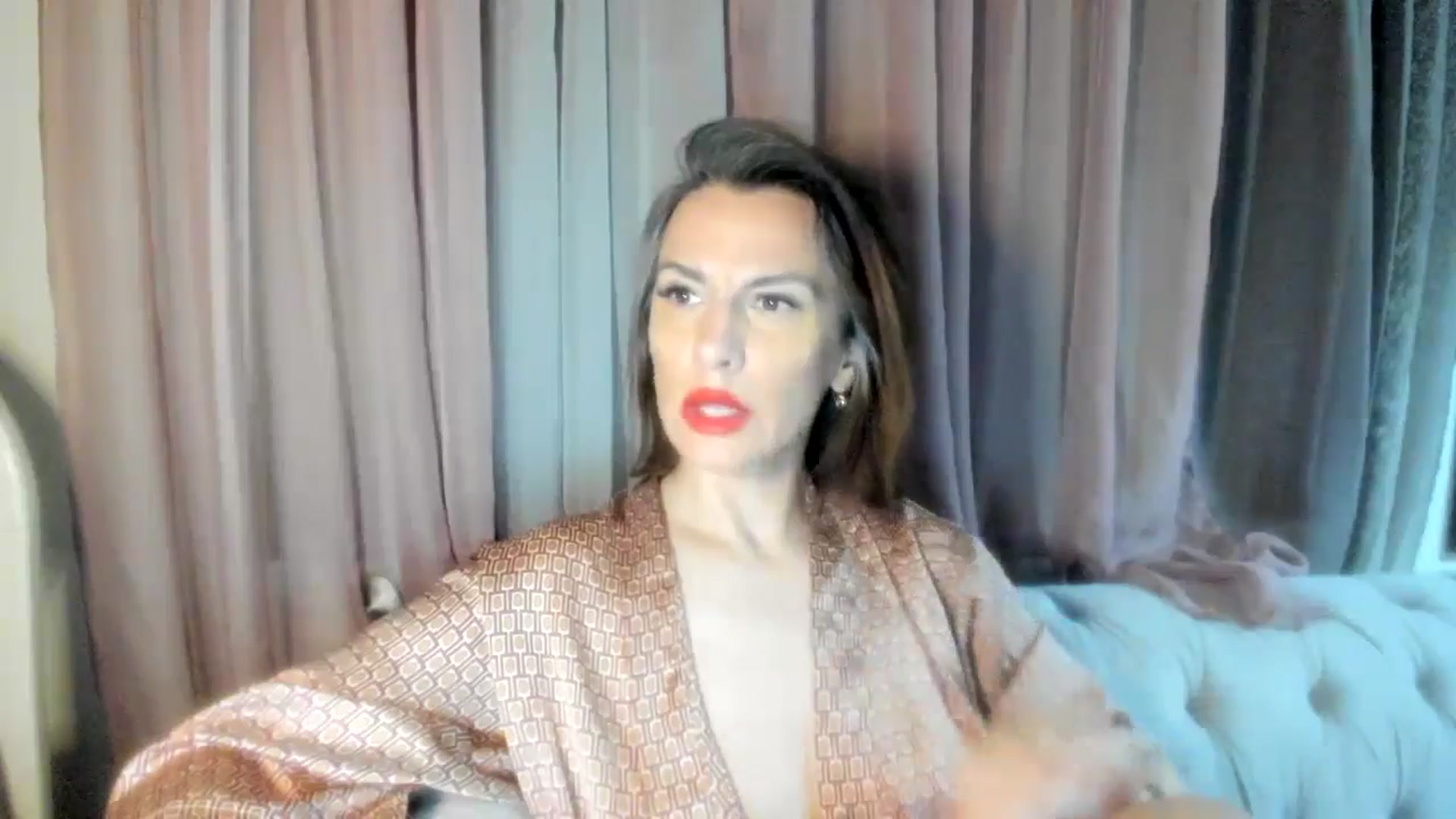 Gallery image thumbnail from Aarte_miss's myfreecams stream on, 04/27/2024, 16:26 image 9 of 20
