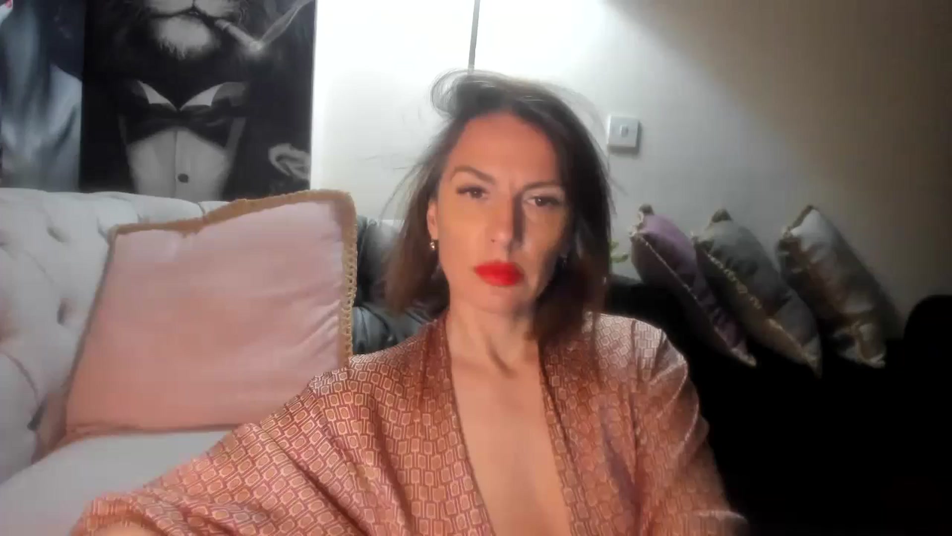 Gallery image thumbnail from Aarte_miss's myfreecams stream on, 04/27/2024, 19:36 image 1 of 20