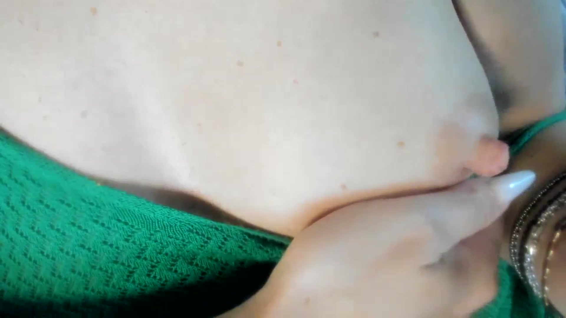 Gallery image thumbnail from Aarte_miss's myfreecams stream on, 05/03/2024, 23:25 image 2 of 20