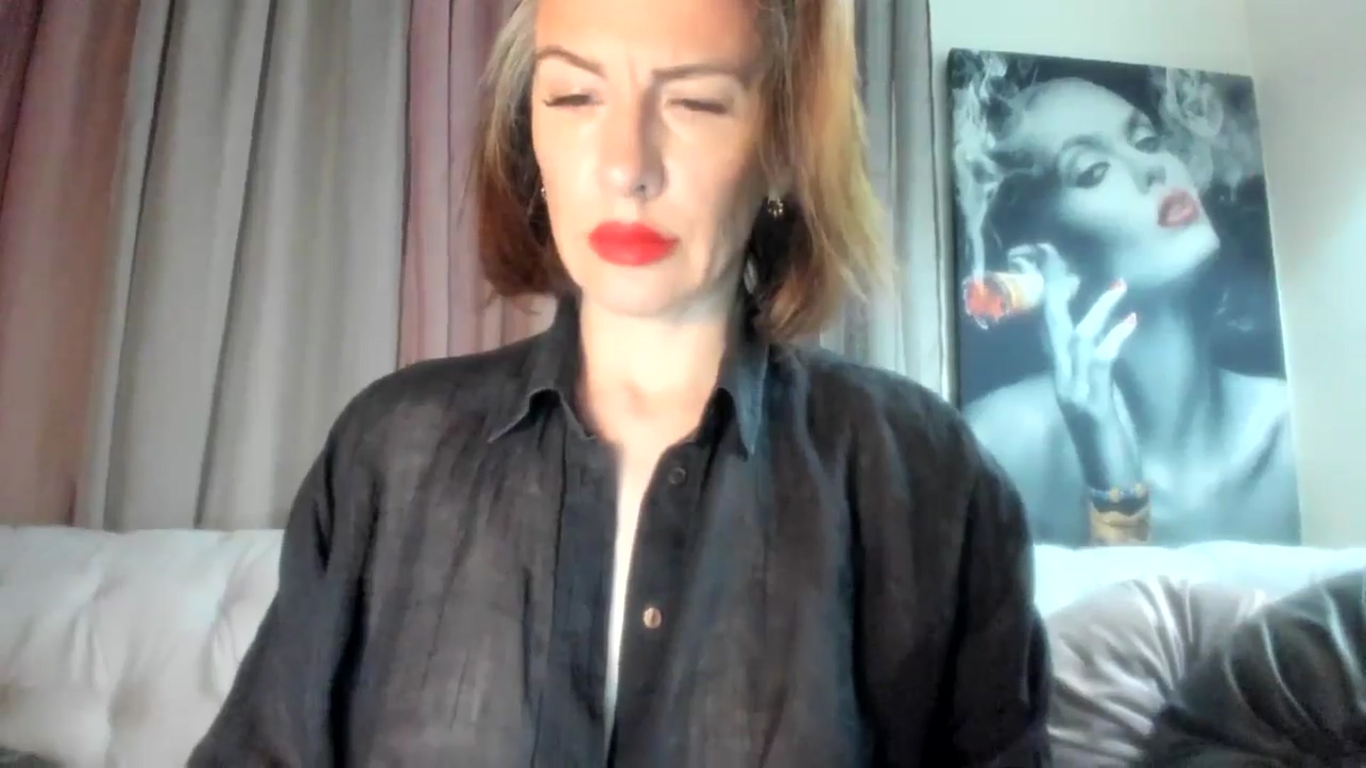 Gallery image thumbnail from Aarte_miss's myfreecams stream on, 05/04/2024, 19:22 image 8 of 20