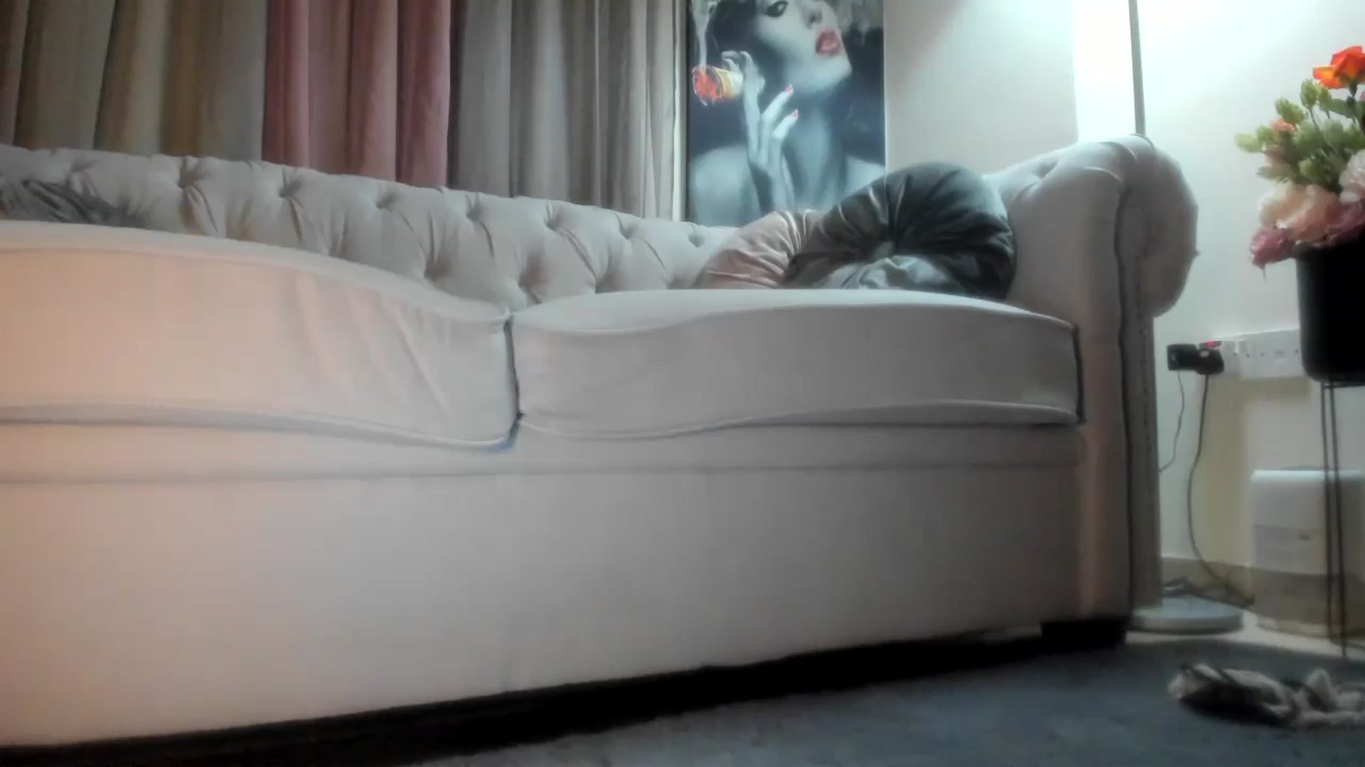 Gallery image thumbnail from Aarte_miss's myfreecams stream on, 05/04/2024, 20:52 image 18 of 20