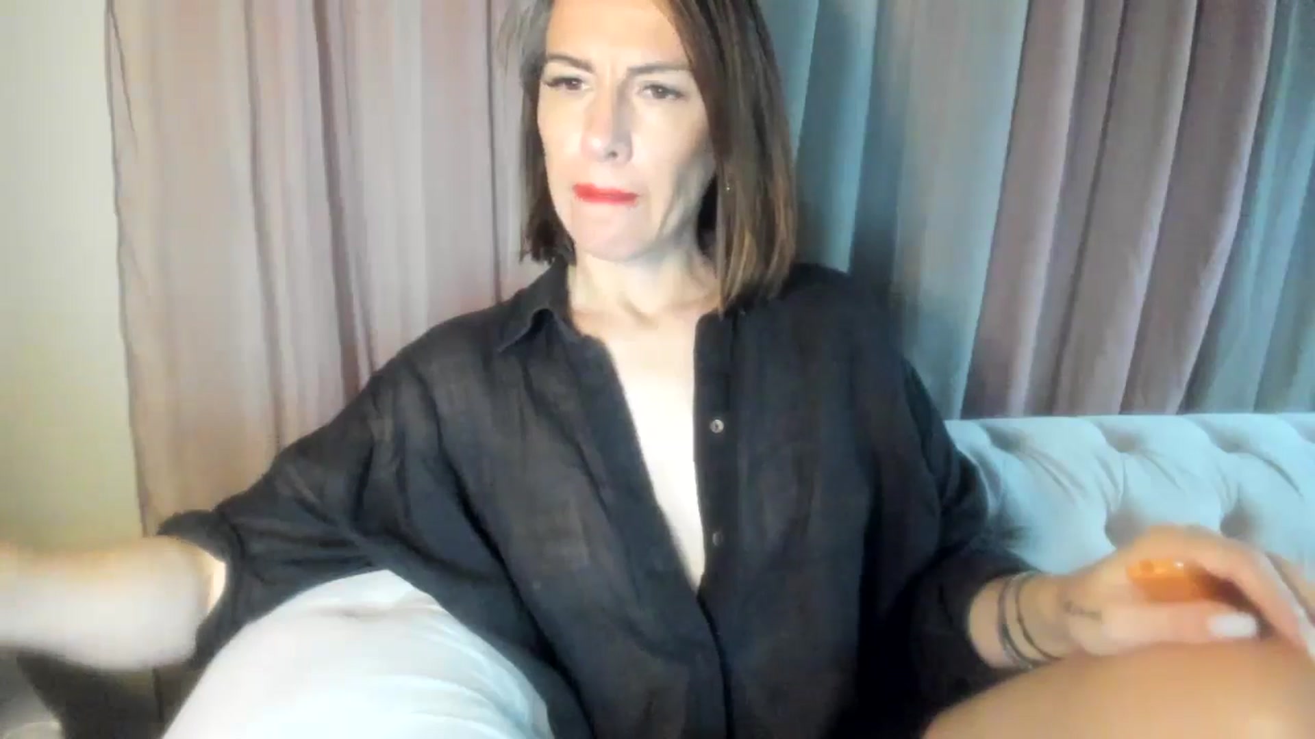 Gallery image thumbnail from Aarte_miss's myfreecams stream on, 05/04/2024, 21:26 image 9 of 20