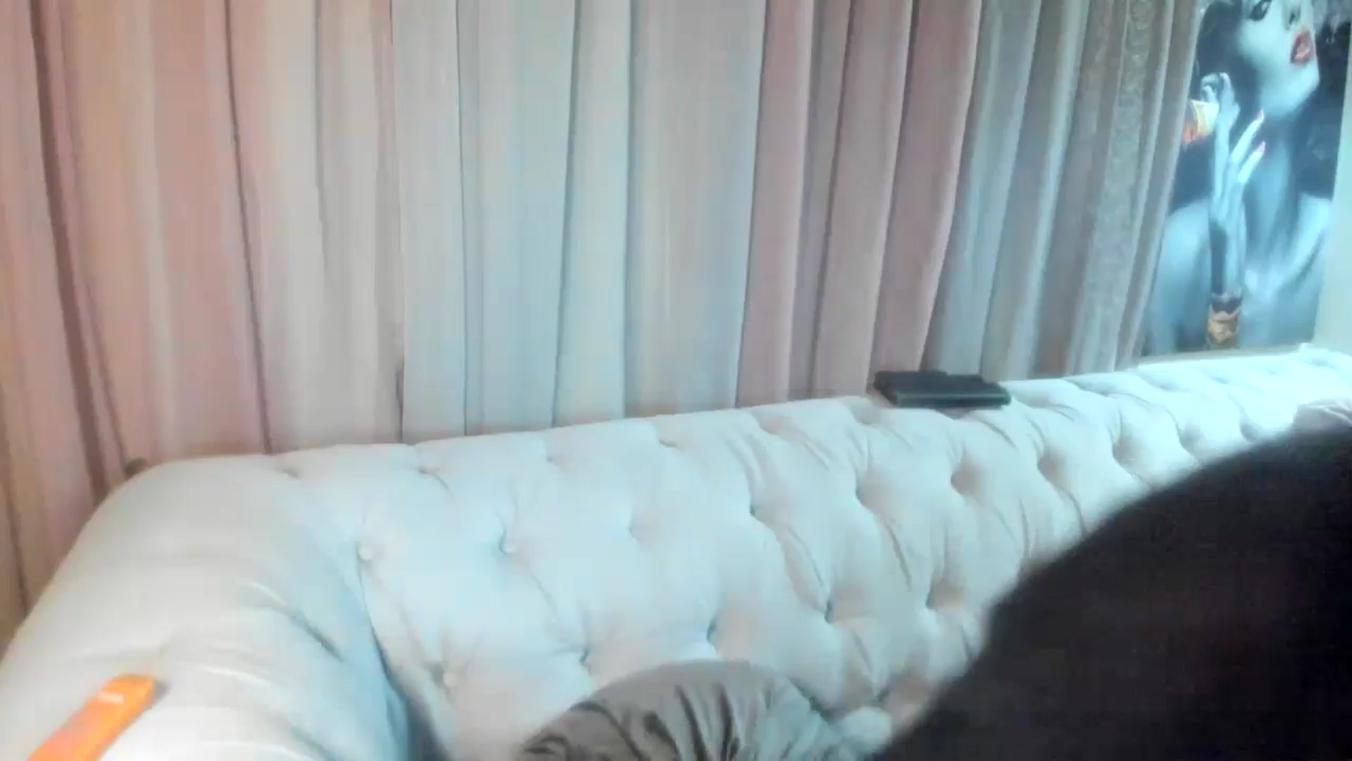 Gallery image thumbnail from Aarte_miss's myfreecams stream on, 05/04/2024, 21:26 image 17 of 20