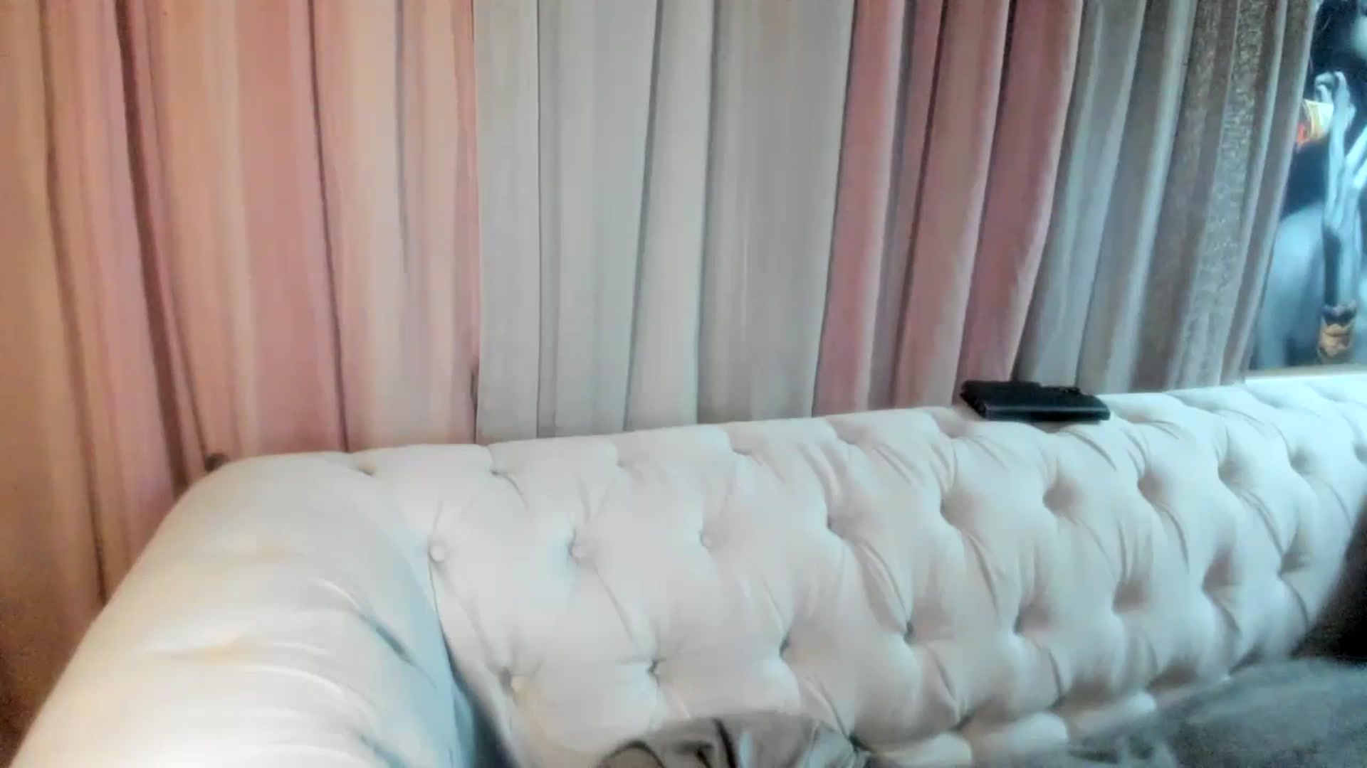 Gallery image thumbnail from Aarte_miss's myfreecams stream on, 05/04/2024, 21:26 image 18 of 20