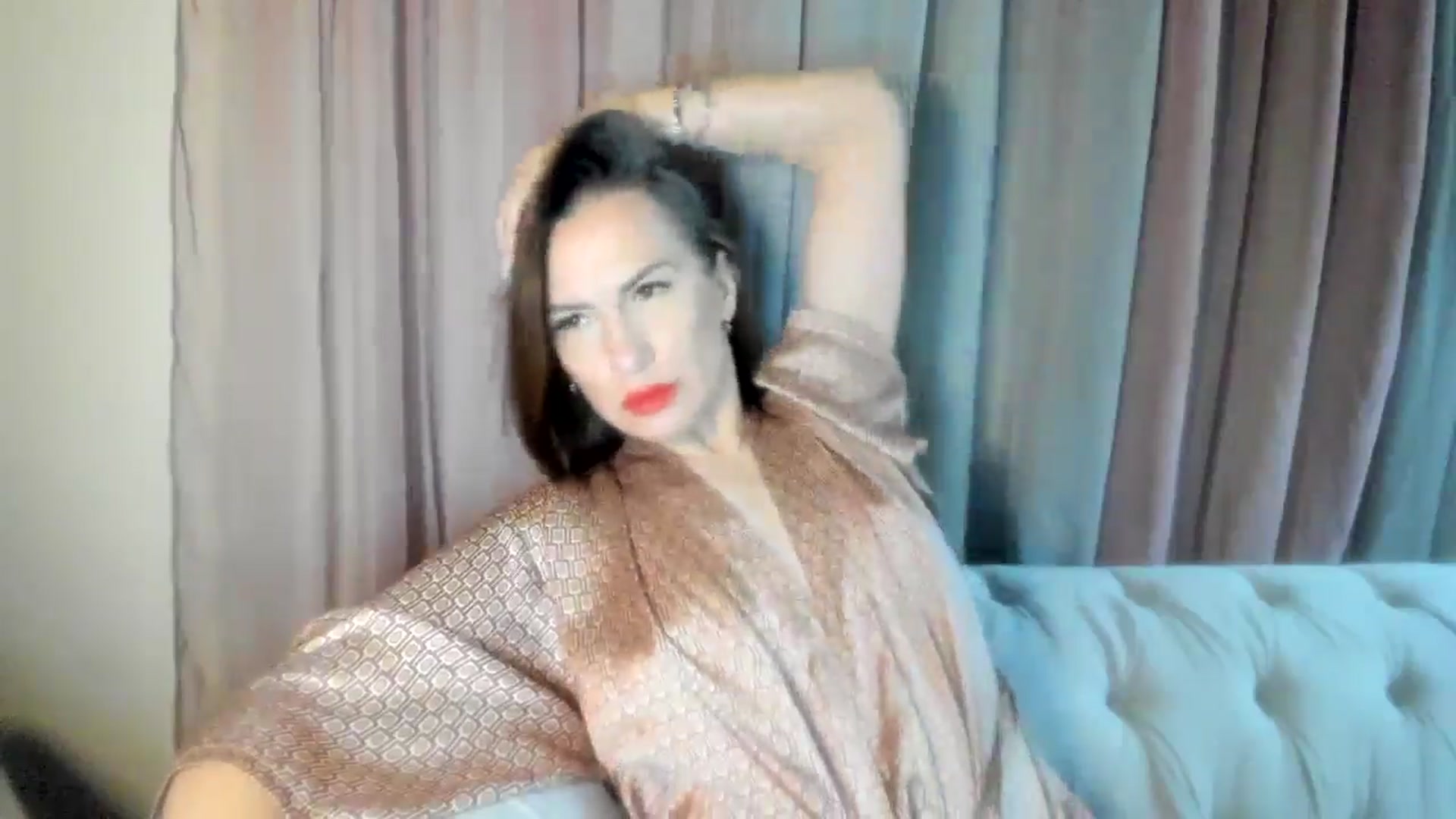 Gallery image thumbnail from Aarte_miss's myfreecams stream on, 05/05/2024, 22:03 image 20 of 20