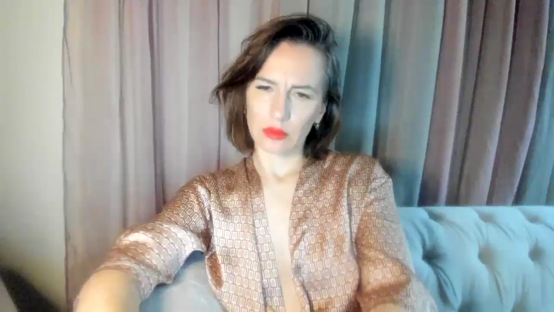 Gallery image thumbnail from Aarte_miss's myfreecams stream on, 05/06/2024, 24:04 image 11 of 20