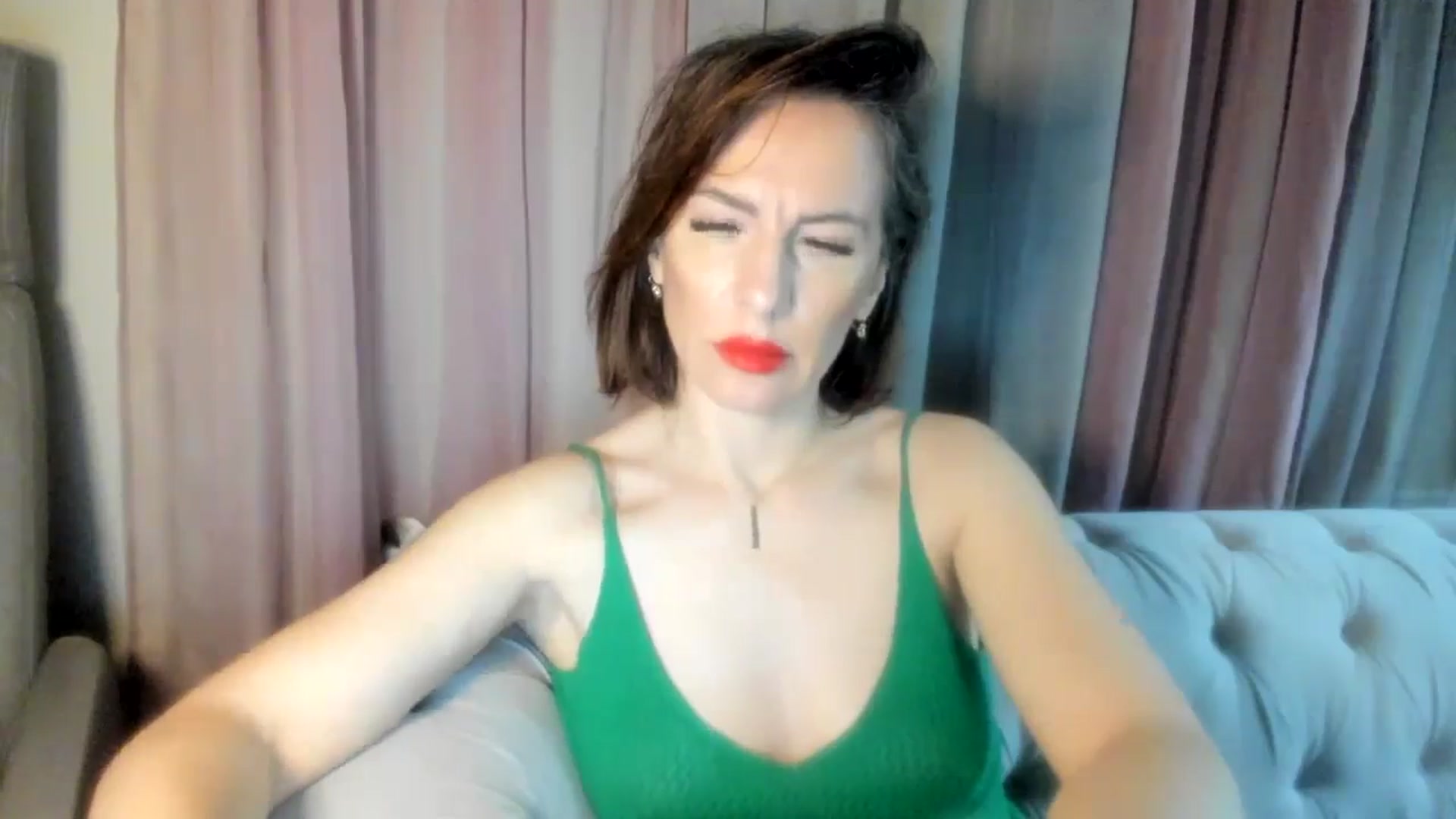 Gallery image thumbnail from Aarte_miss's myfreecams stream on, 05/12/2024, 20:53 image 8 of 20