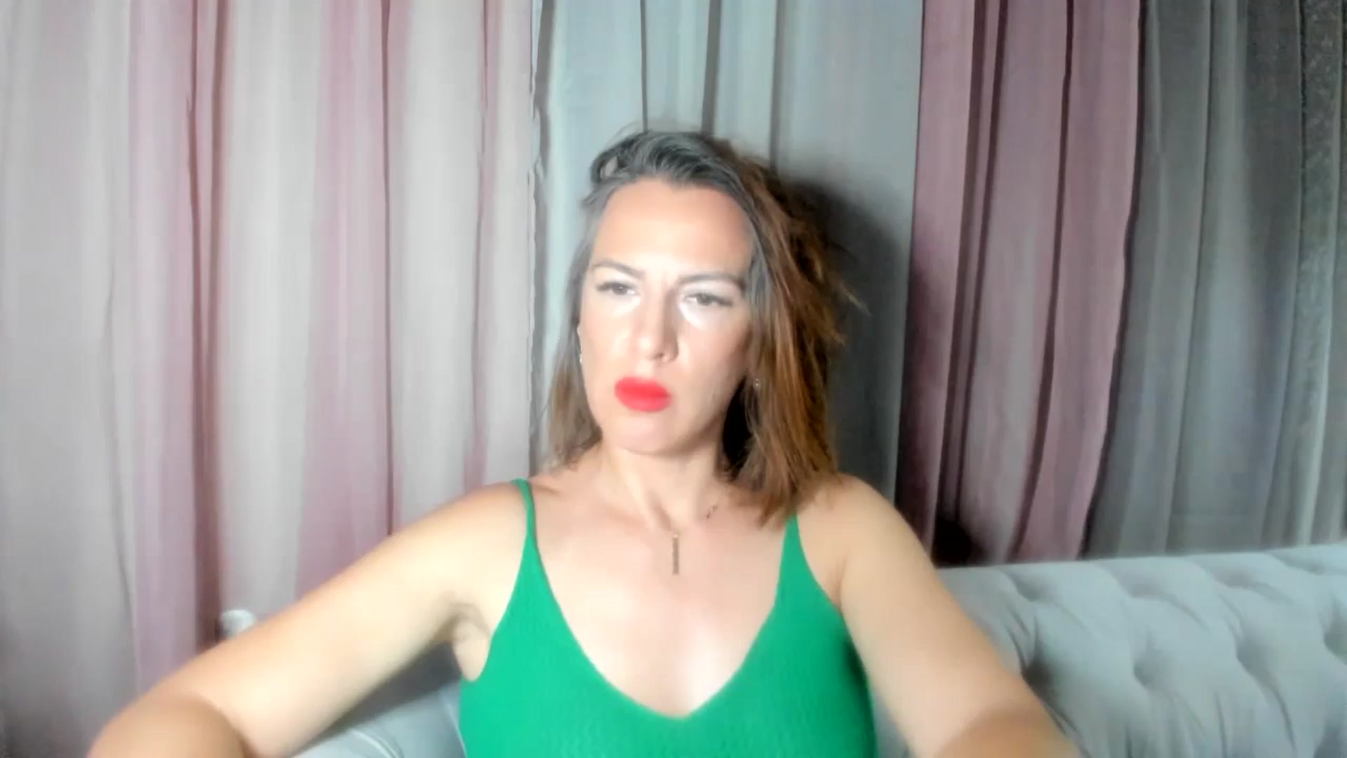 Gallery image thumbnail from Aarte_miss's myfreecams stream on, 06/14/2024, 23:31 image 7 of 20