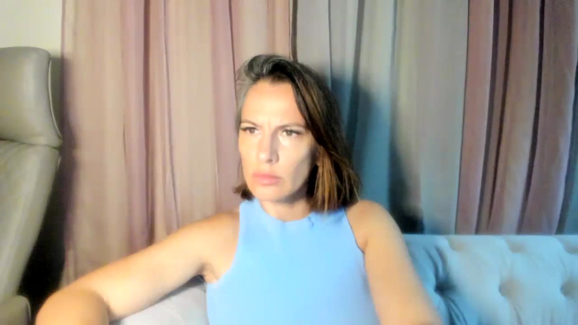 Gallery image thumbnail from Aarte_miss's myfreecams stream on, 06/24/2024, 24:46 image 5 of 20