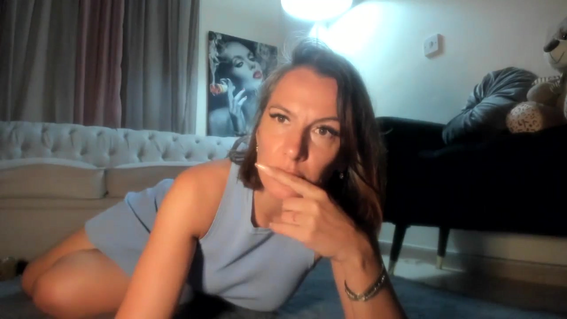 Gallery image thumbnail from Aarte_miss's myfreecams stream on, 06/24/2024, 02:02 image 11 of 20