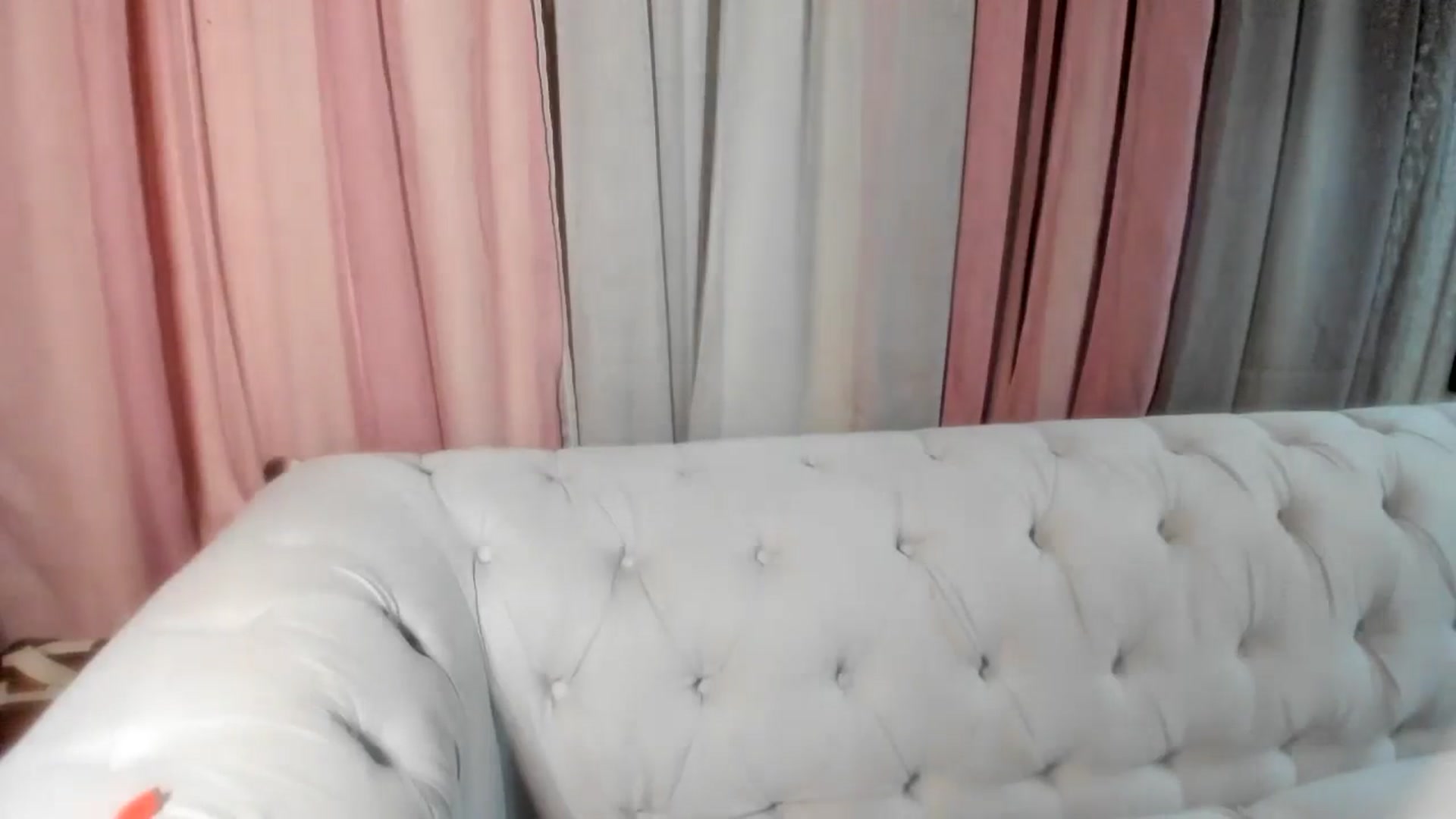Gallery image thumbnail from Aarte_miss's myfreecams stream on, 06/30/2024, 02:11 image 12 of 20