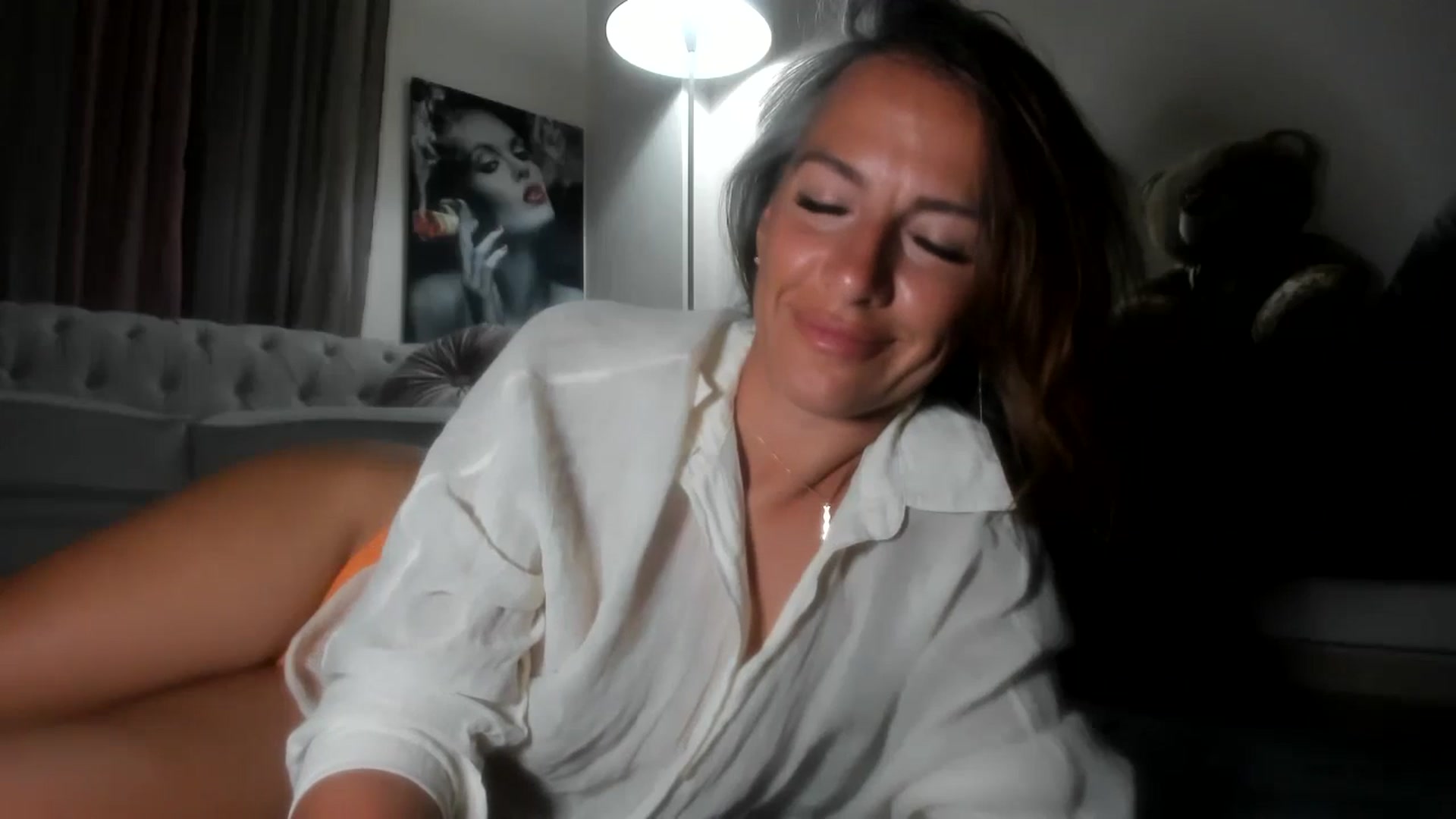Gallery image thumbnail from Aarte_miss's myfreecams stream on, 07/11/2024, 19:57 image 19 of 20