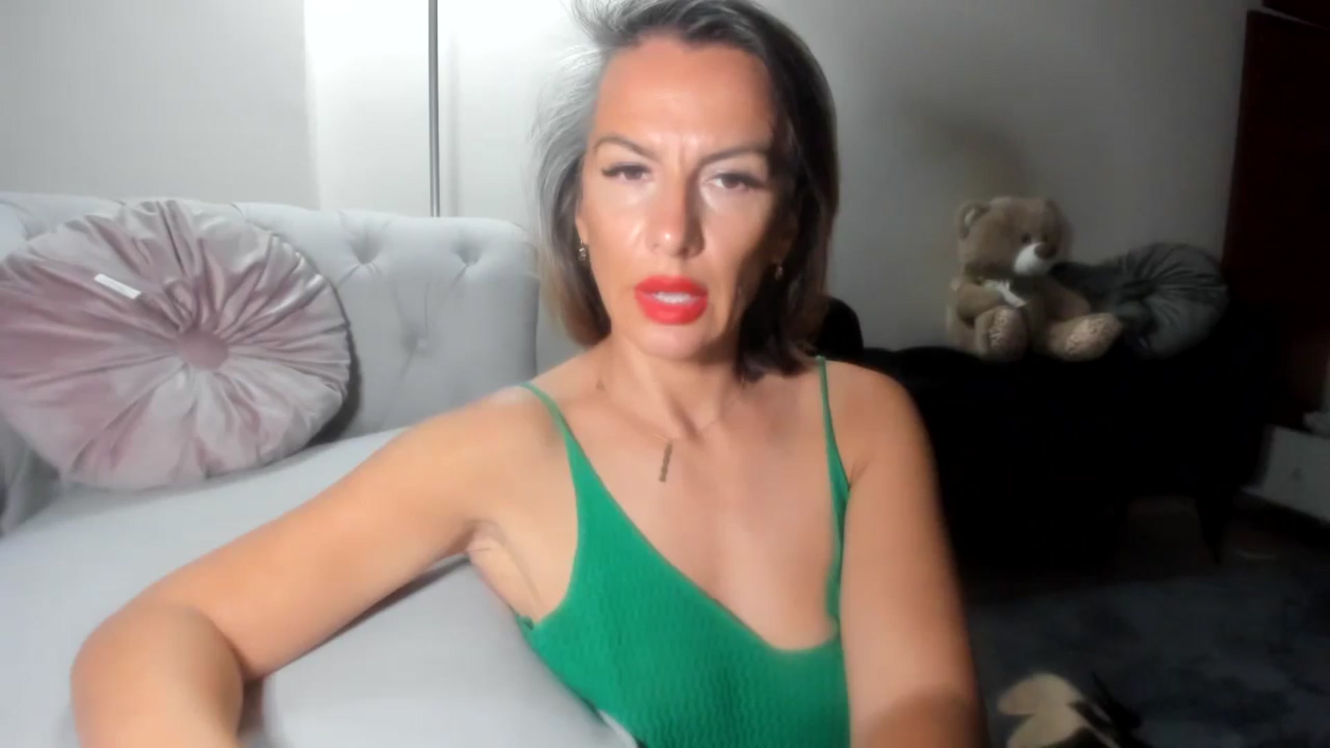 Gallery image thumbnail from Aarte_miss's myfreecams stream on, 07/20/2024, 23:34 image 13 of 20