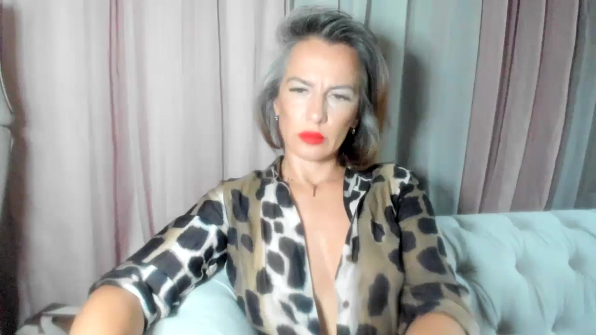 Gallery image thumbnail from Aarte_miss's myfreecams stream on, 07/25/2024, 22:50 image 2 of 20