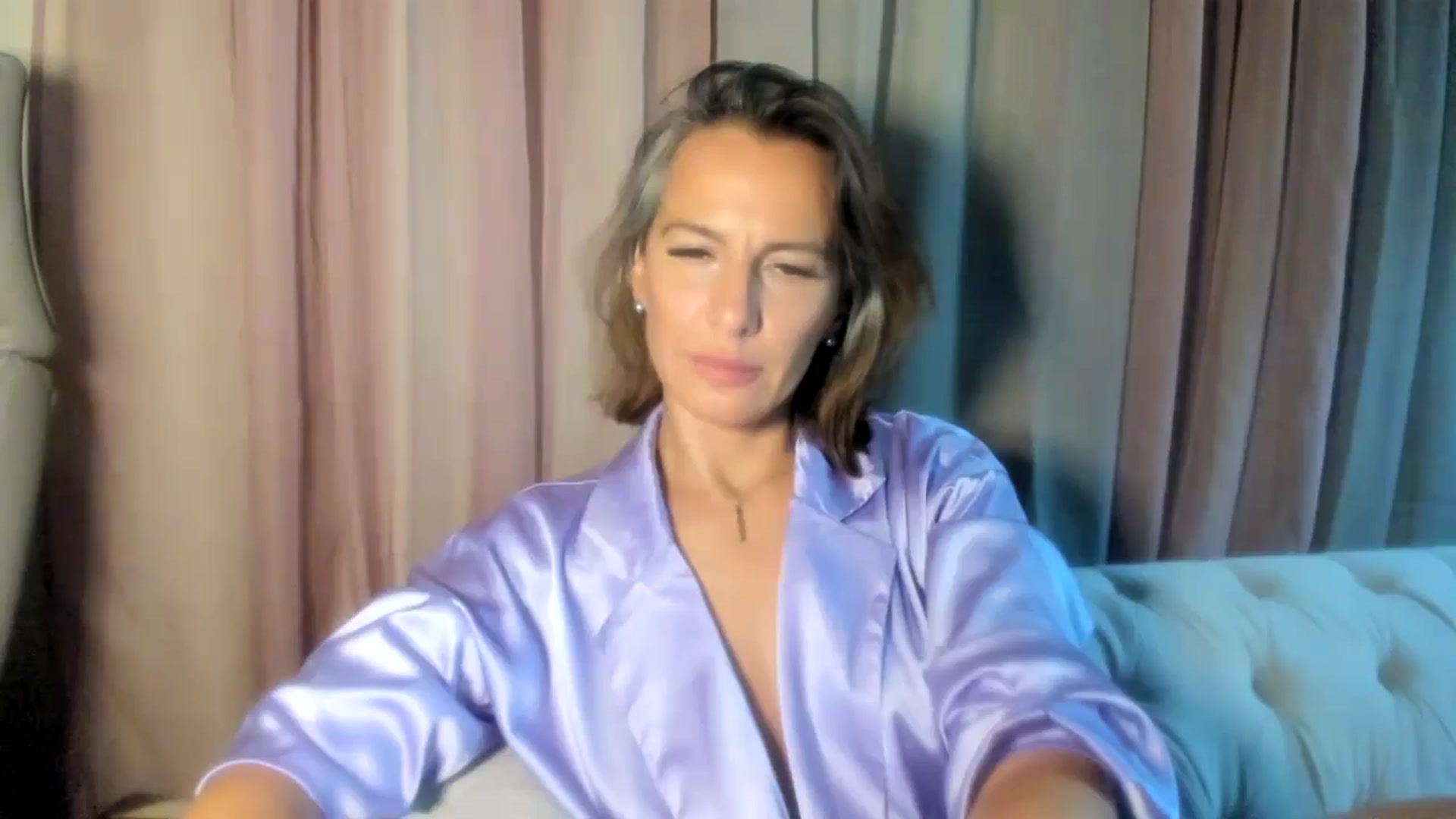 Gallery image thumbnail from Aarte_miss's myfreecams stream on, 07/28/2024, 24:41 image 4 of 20