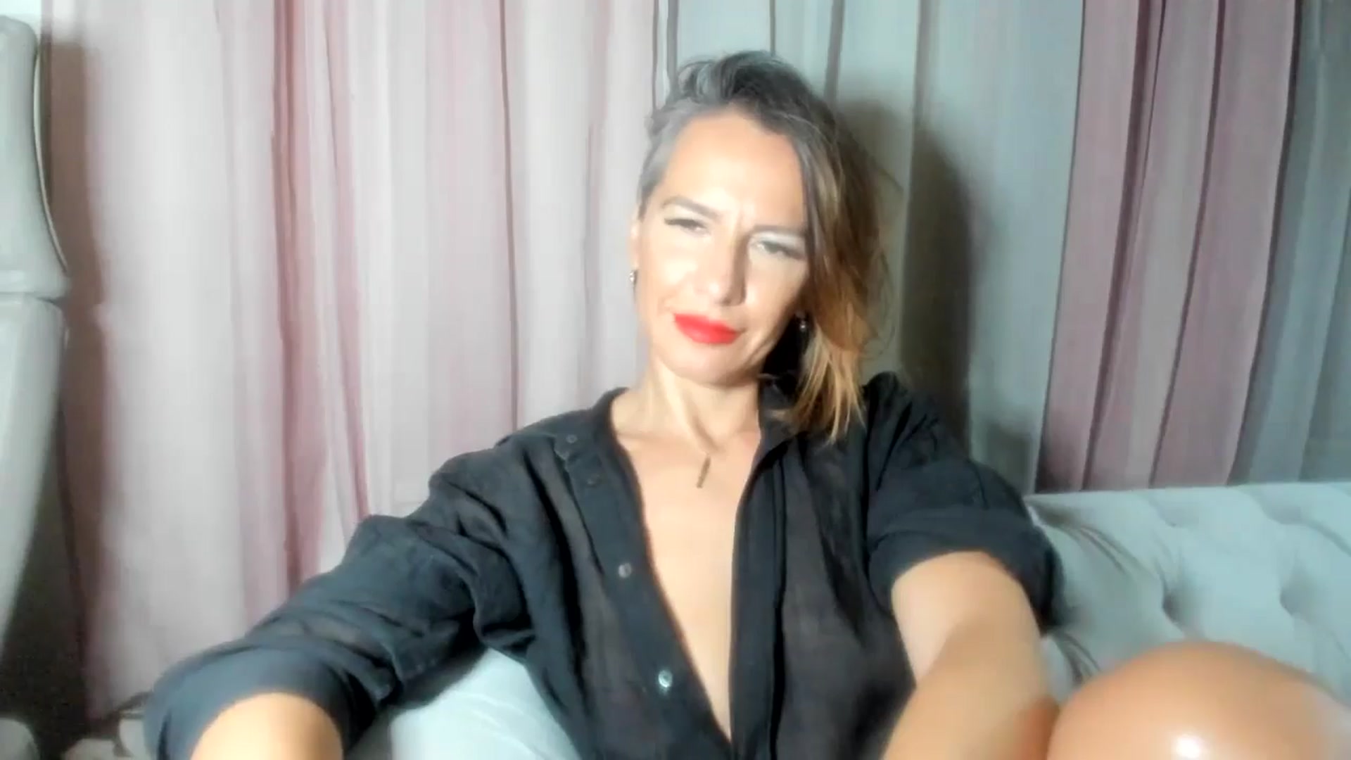 Gallery image thumbnail from Aarte_miss's myfreecams stream on, 07/30/2024, 21:07 image 19 of 20
