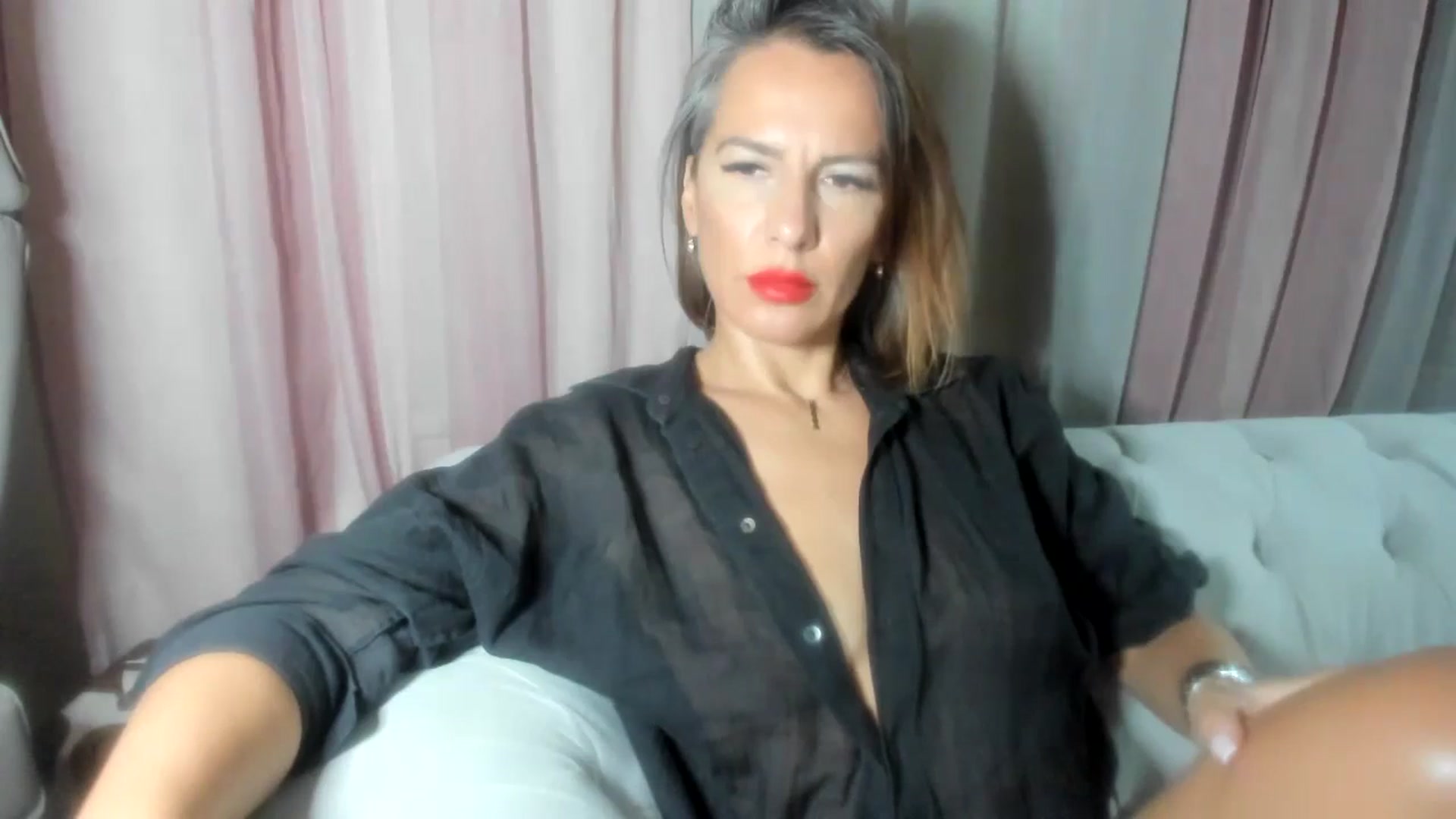 Gallery image thumbnail from Aarte_miss's myfreecams stream on, 07/30/2024, 21:52 image 7 of 20
