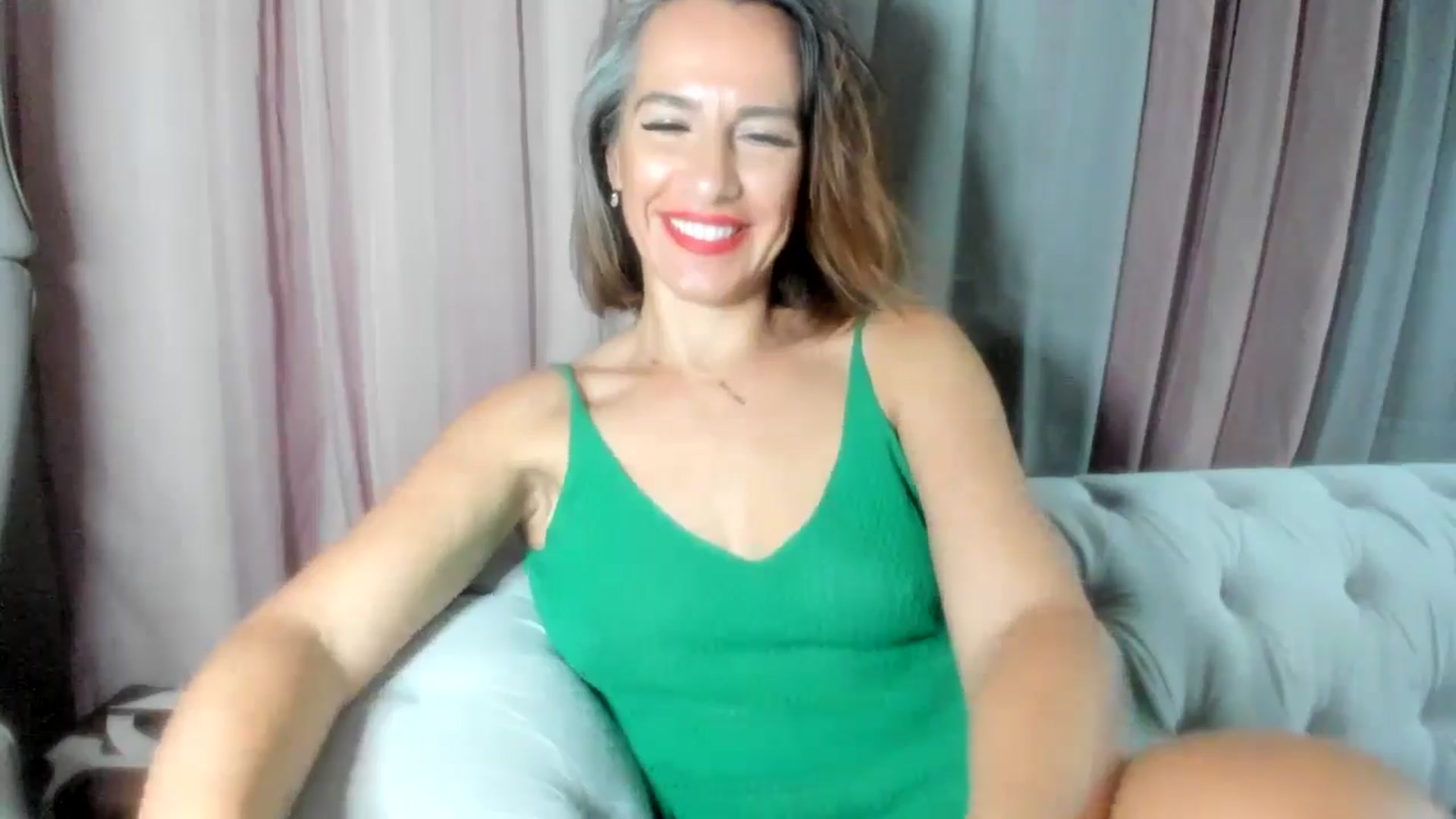 Gallery image thumbnail from Aarte_miss's myfreecams stream on, 08/04/2024, 05:32 image 3 of 20