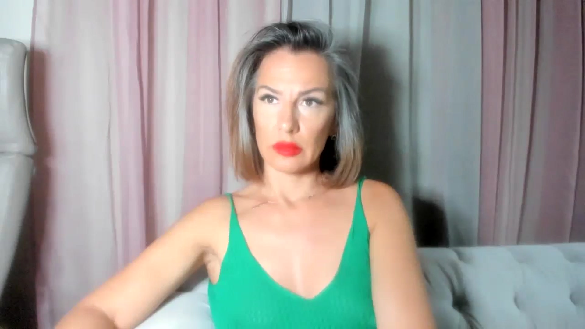 Gallery image thumbnail from Aarte_miss's myfreecams stream on, 08/13/2024, 19:50 image 5 of 20