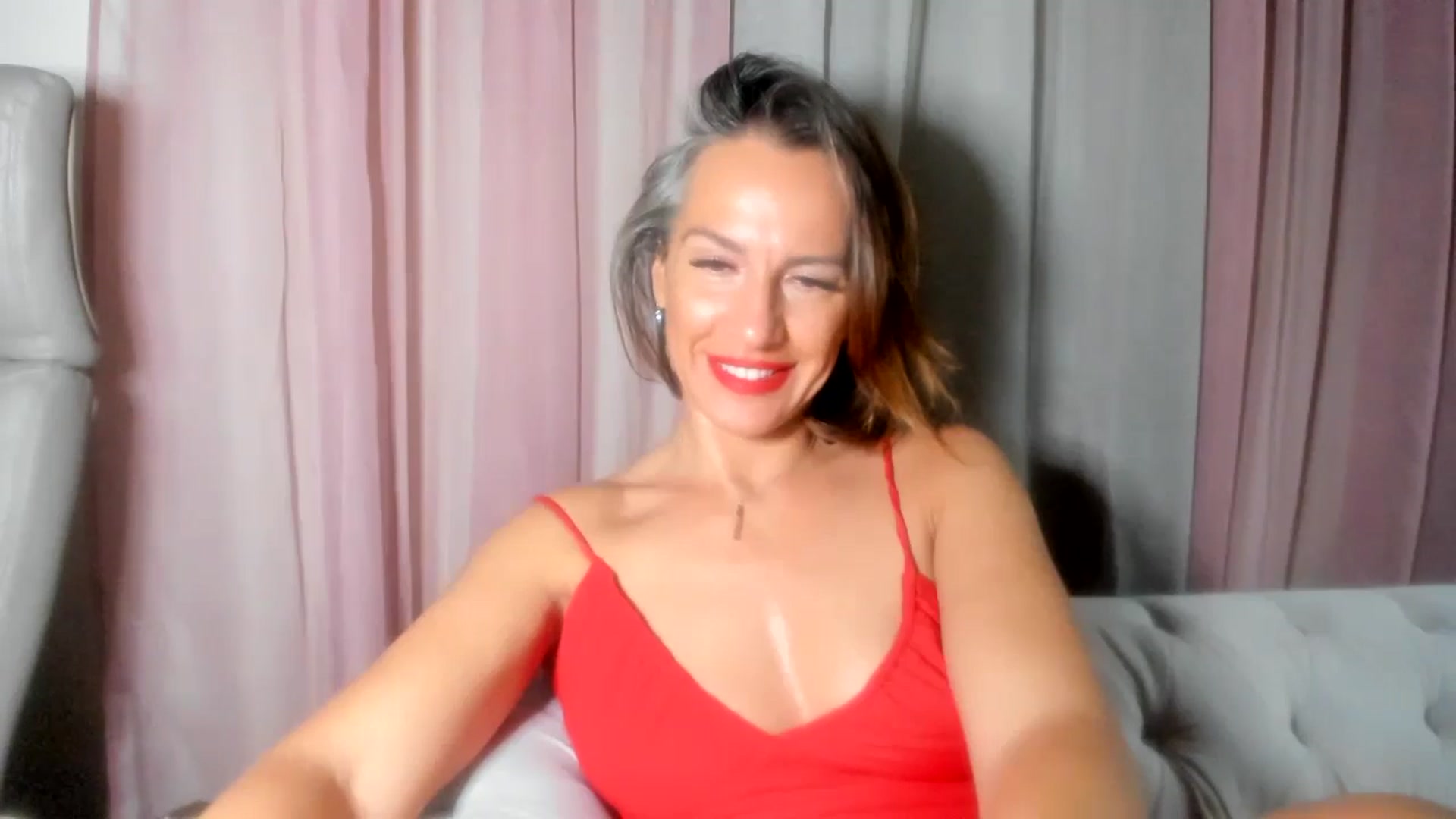 Gallery image thumbnail from Aarte_miss's myfreecams stream on, 08/16/2024, 24:22 image 10 of 20
