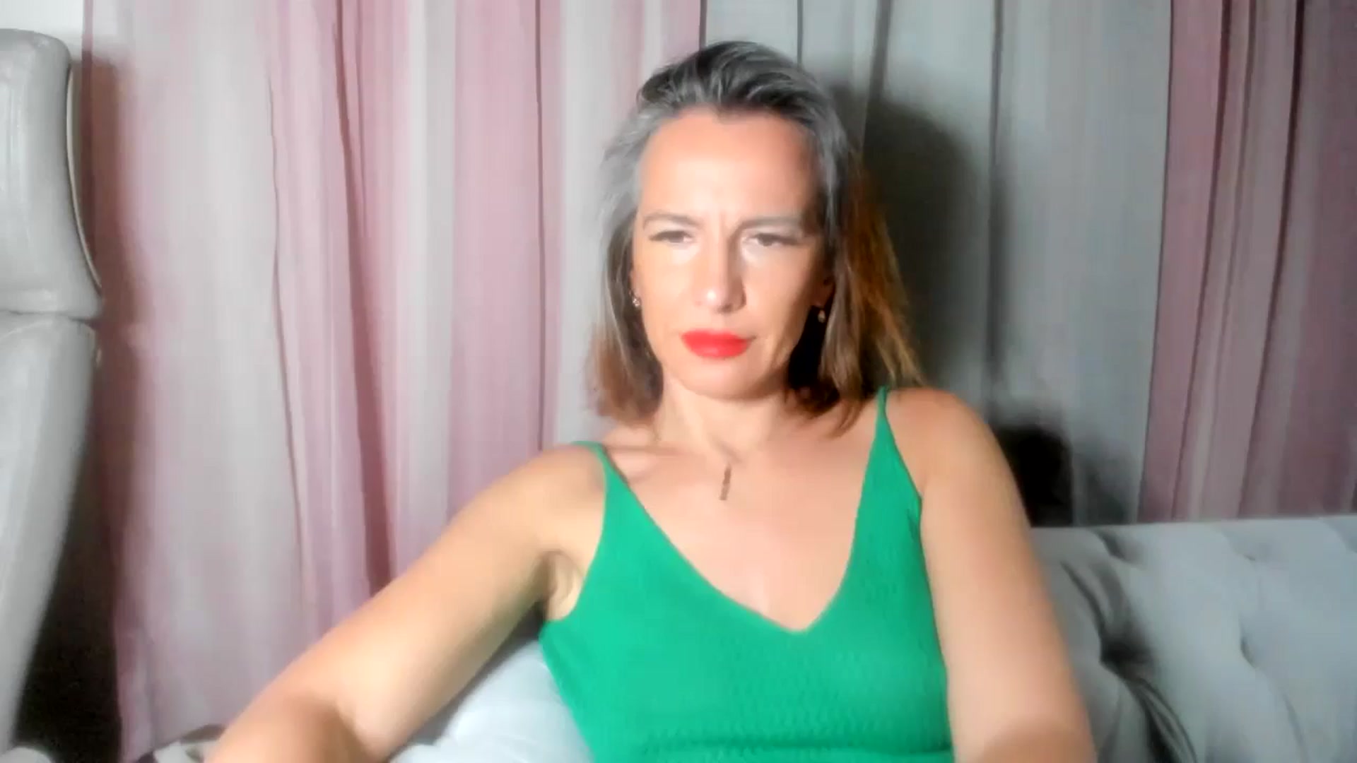Gallery image thumbnail from Aarte_miss's myfreecams stream on, 08/25/2024, 20:09 image 1 of 20