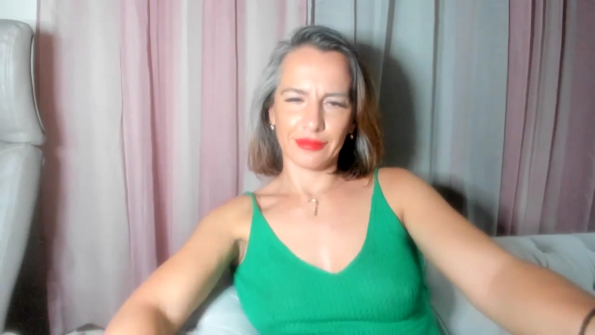 Gallery image thumbnail from Aarte_miss's myfreecams stream on, 08/26/2024, 24:03 image 2 of 20