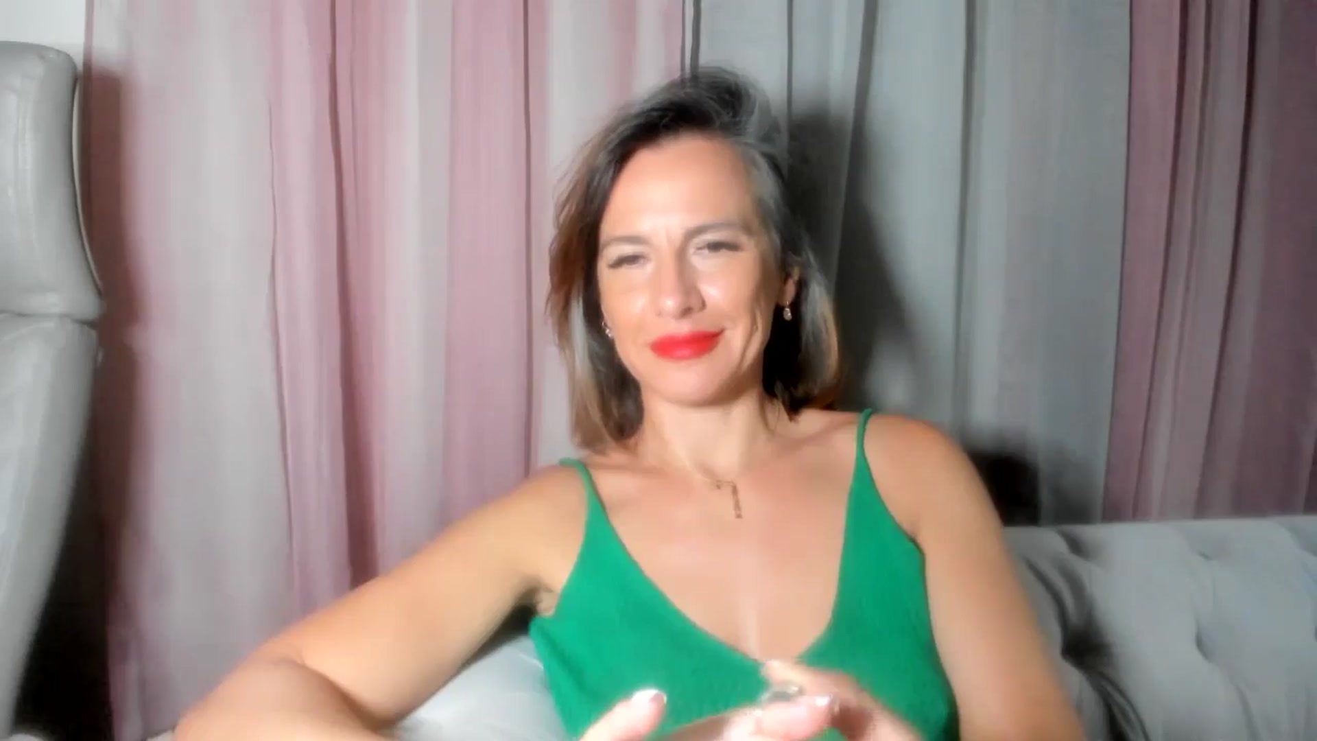 Gallery image thumbnail from Aarte_miss's myfreecams stream on, 08/26/2024, 24:03 image 10 of 20