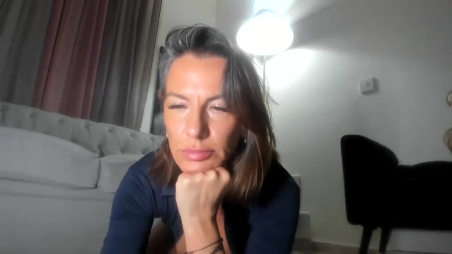 Gallery image thumbnail from Aarte_miss's myfreecams stream on, 08/30/2024, 24:03 image 16 of 20