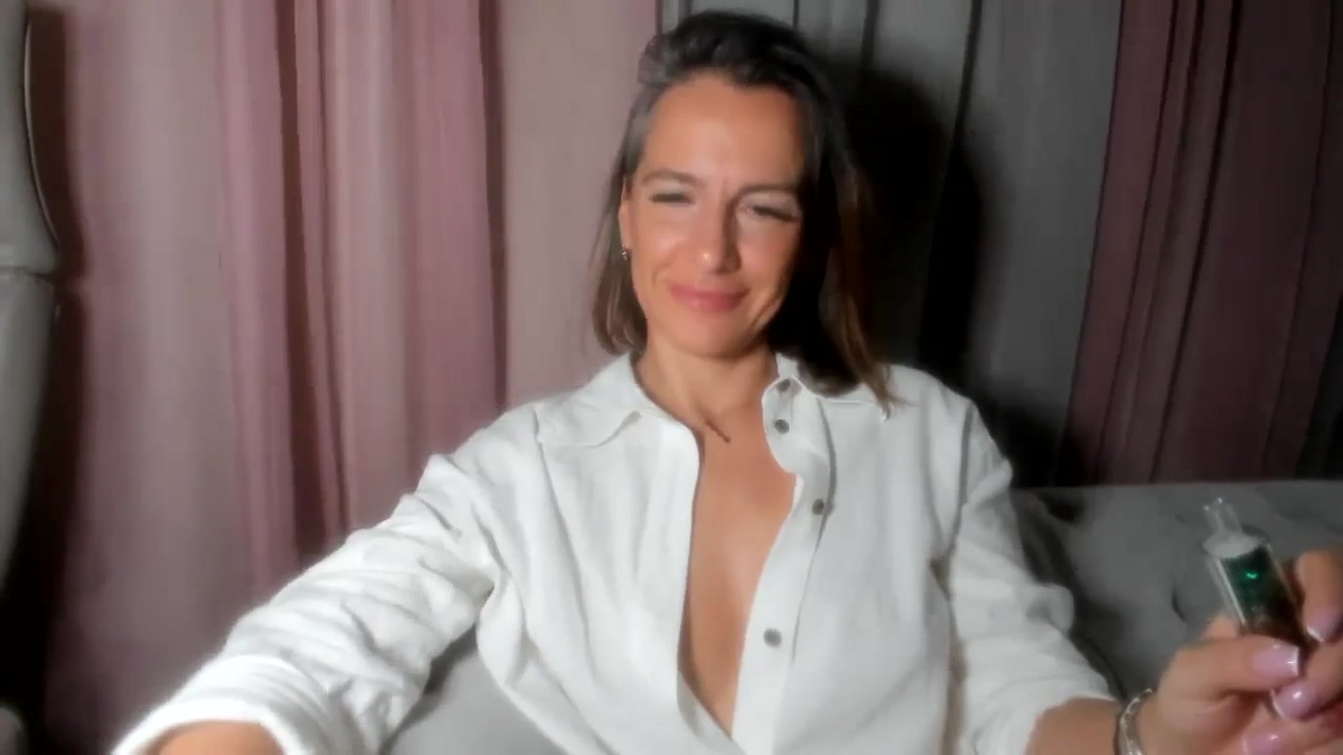 Gallery image thumbnail from Aarte_miss's myfreecams stream on, 09/13/2024, 20:54 image 3 of 20