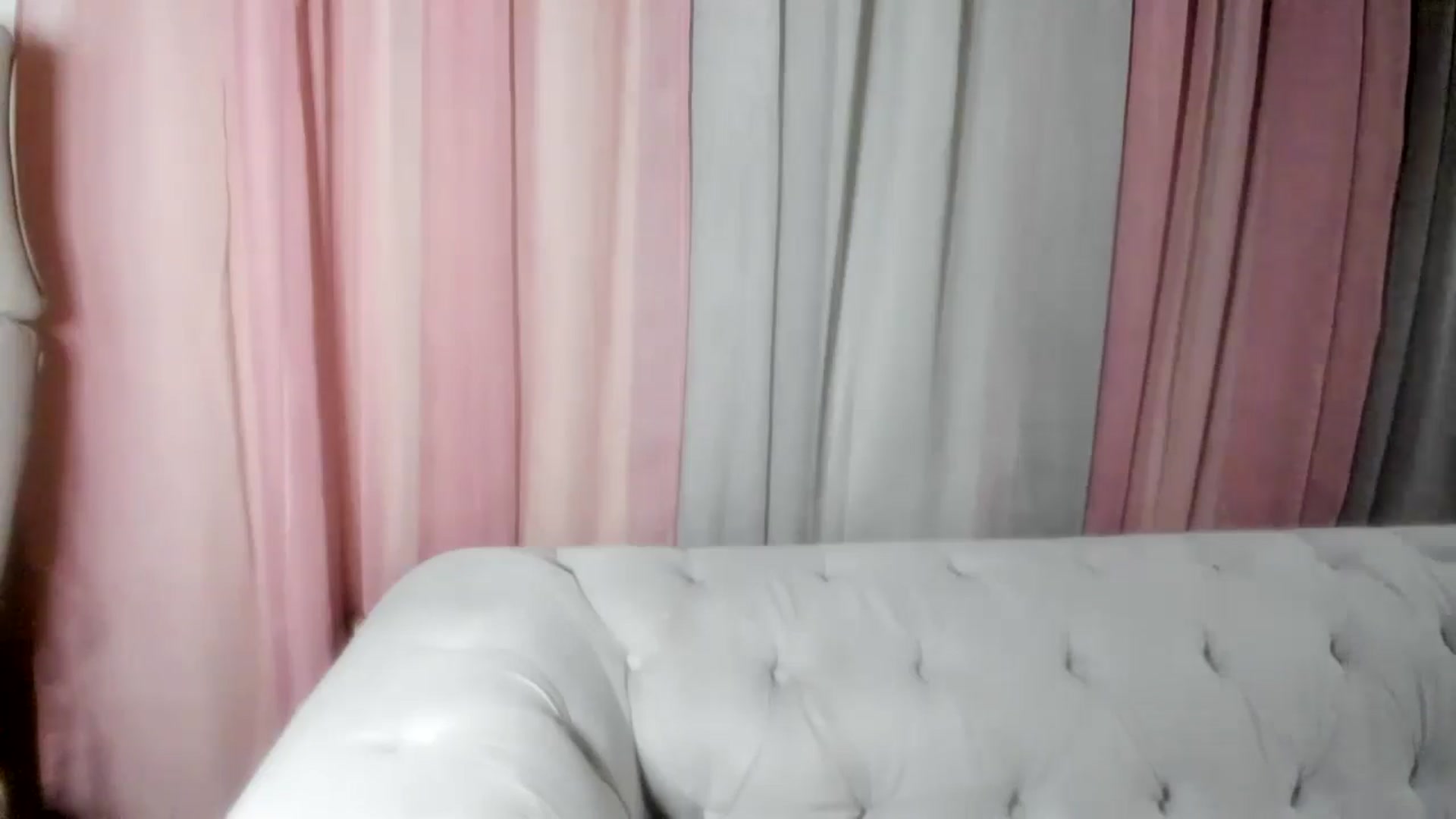 Gallery image thumbnail from Aarte_miss's myfreecams stream on, 09/16/2024, 24:04 image 20 of 20
