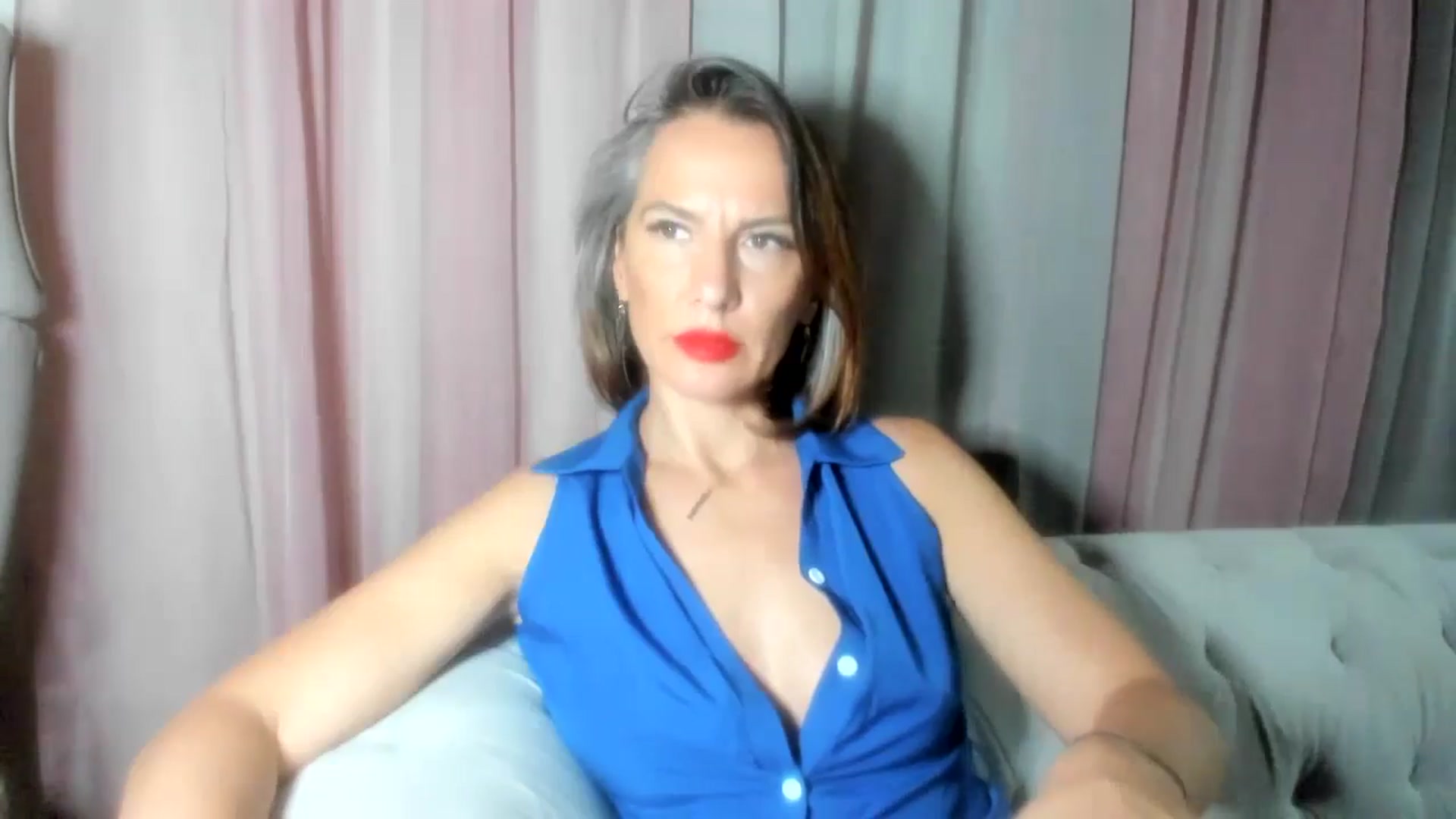 Gallery image thumbnail from Aarte_miss's myfreecams stream on, 09/16/2024, 24:04 image 18 of 20