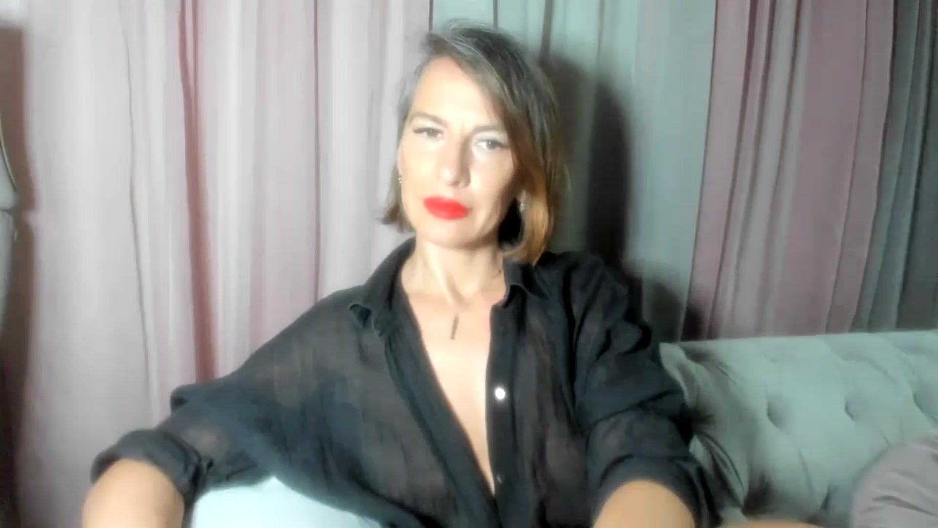 Gallery image thumbnail from Aarte_miss's myfreecams stream on, 09/24/2024, 20:43 image 7 of 20