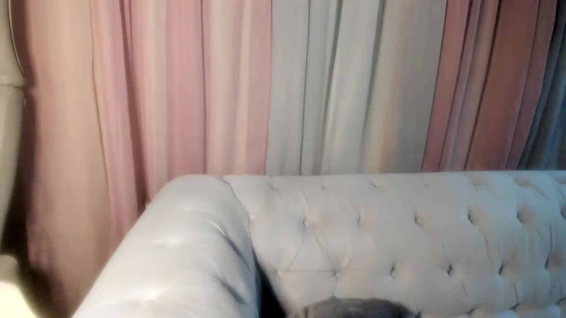 Gallery image thumbnail from Aarte_miss's myfreecams stream on, 10/02/2024, 22:32 image 2 of 20