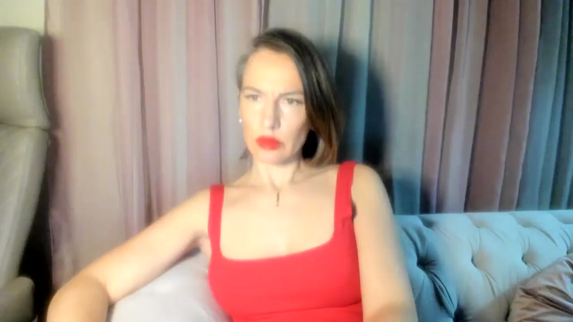 Gallery image thumbnail from Aarte_miss's myfreecams stream on, 10/30/2024, 22:05 image 2 of 20