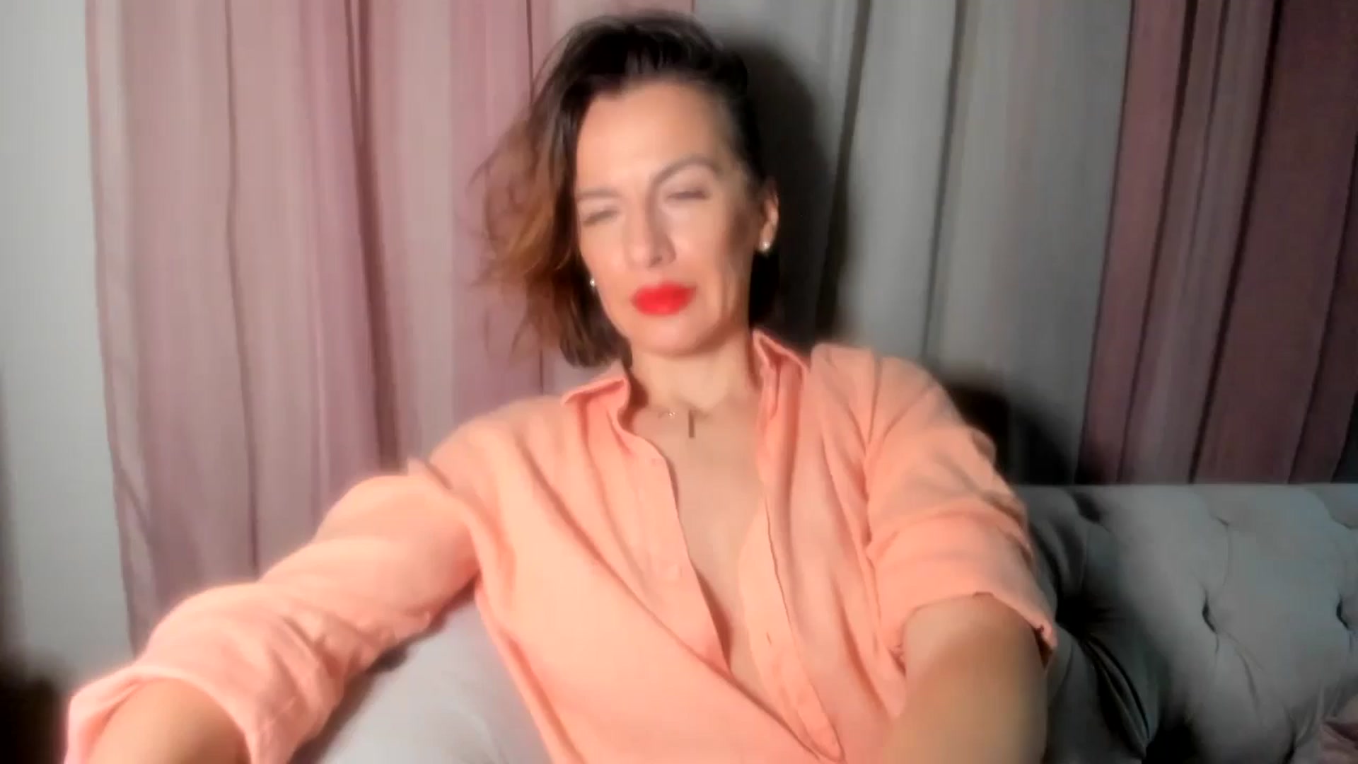 Gallery image thumbnail from Aarte_miss's myfreecams stream on, 10/31/2024, 22:46 image 1 of 20