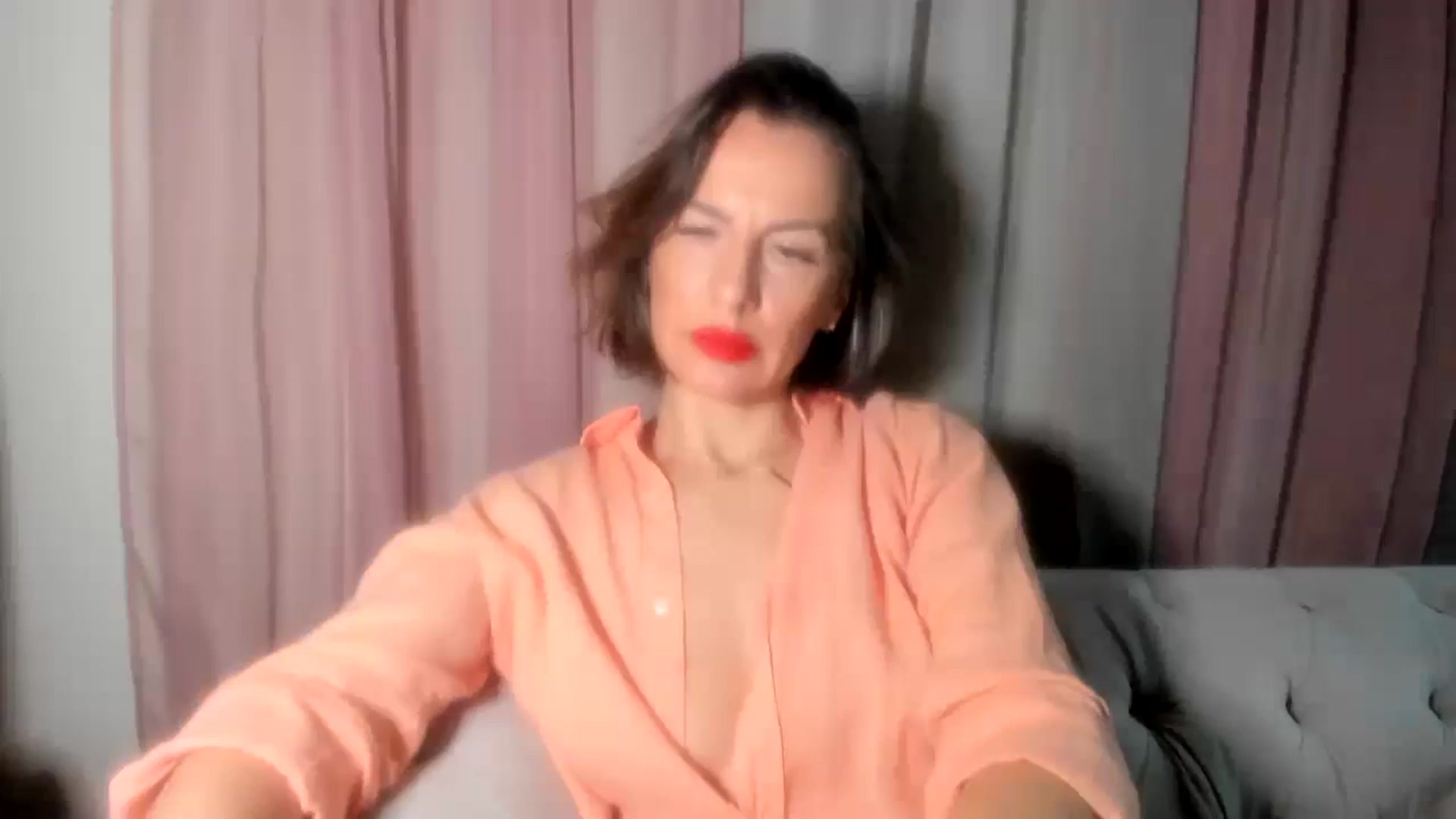Gallery image thumbnail from Aarte_miss's myfreecams stream on, 10/31/2024, 22:46 image 9 of 20