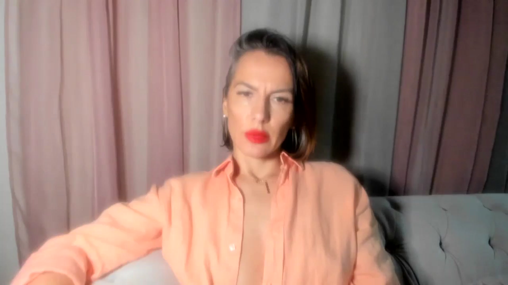 Gallery image thumbnail from Aarte_miss's myfreecams stream on, 11/01/2024, 03:39 image 10 of 20
