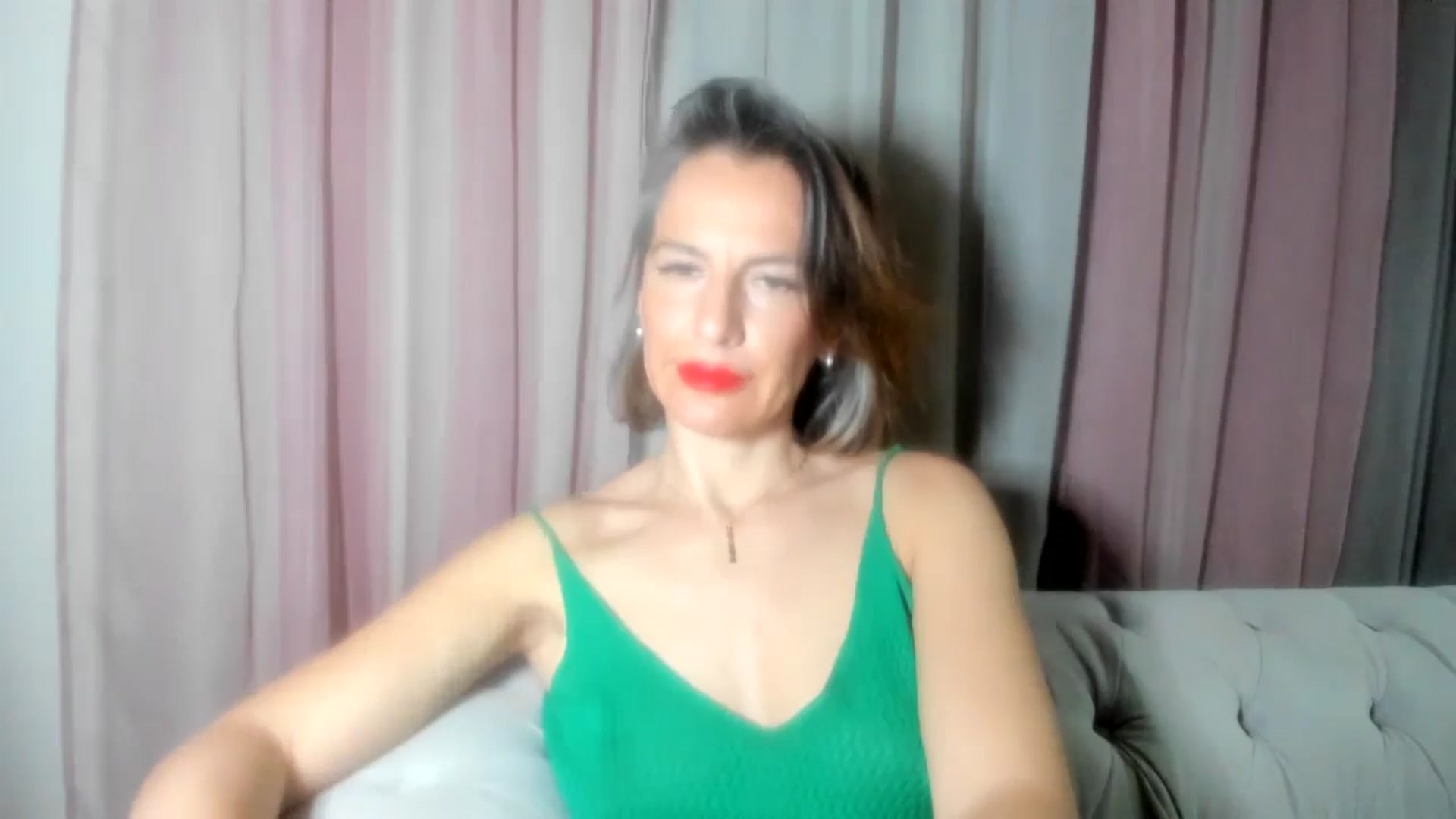 Gallery image thumbnail from Aarte_miss's myfreecams stream on, 11/08/2024, 23:47 image 13 of 20