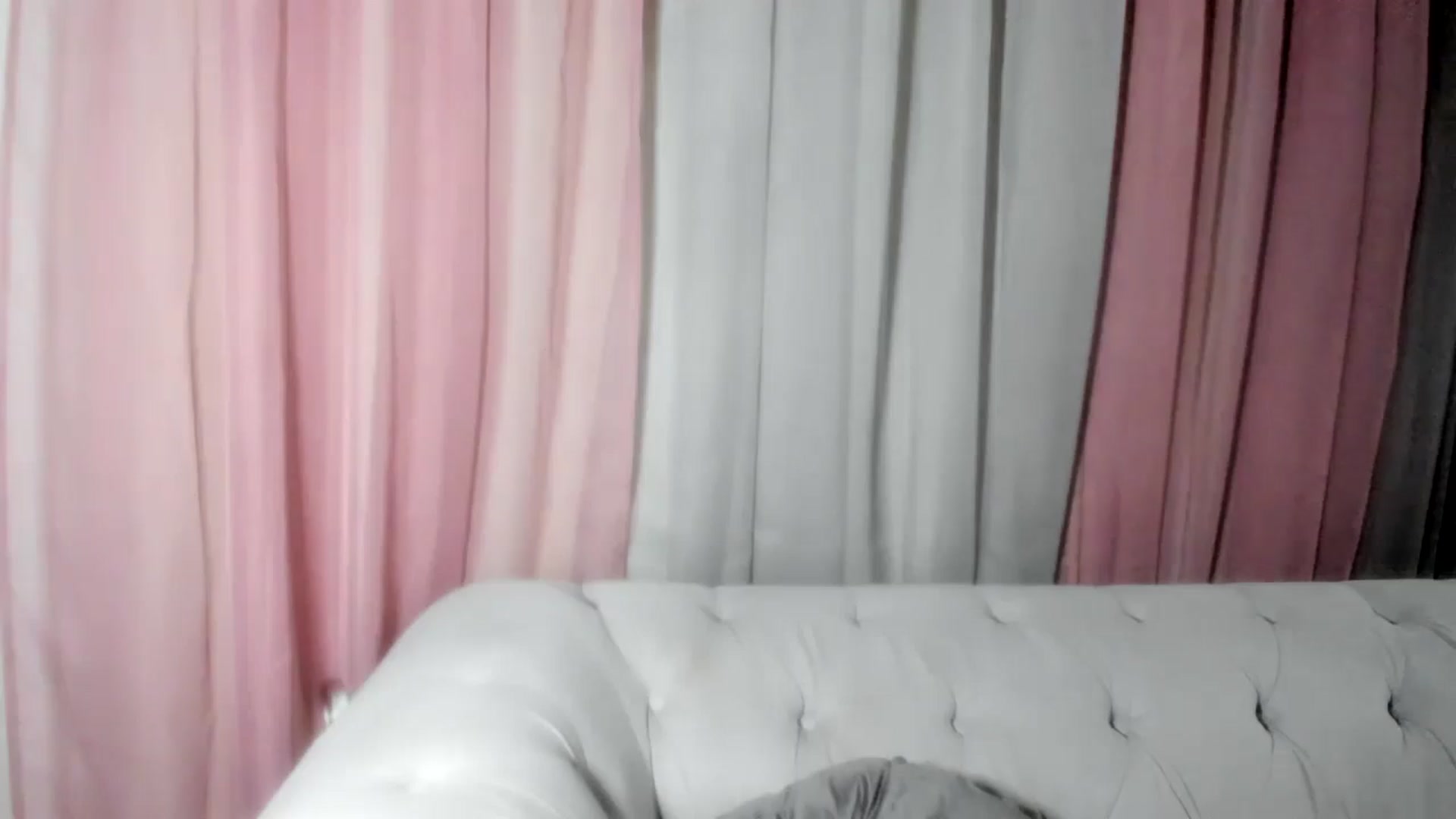 Gallery image thumbnail from Aarte_miss's myfreecams stream on, 11/12/2024, 22:59 image 7 of 20