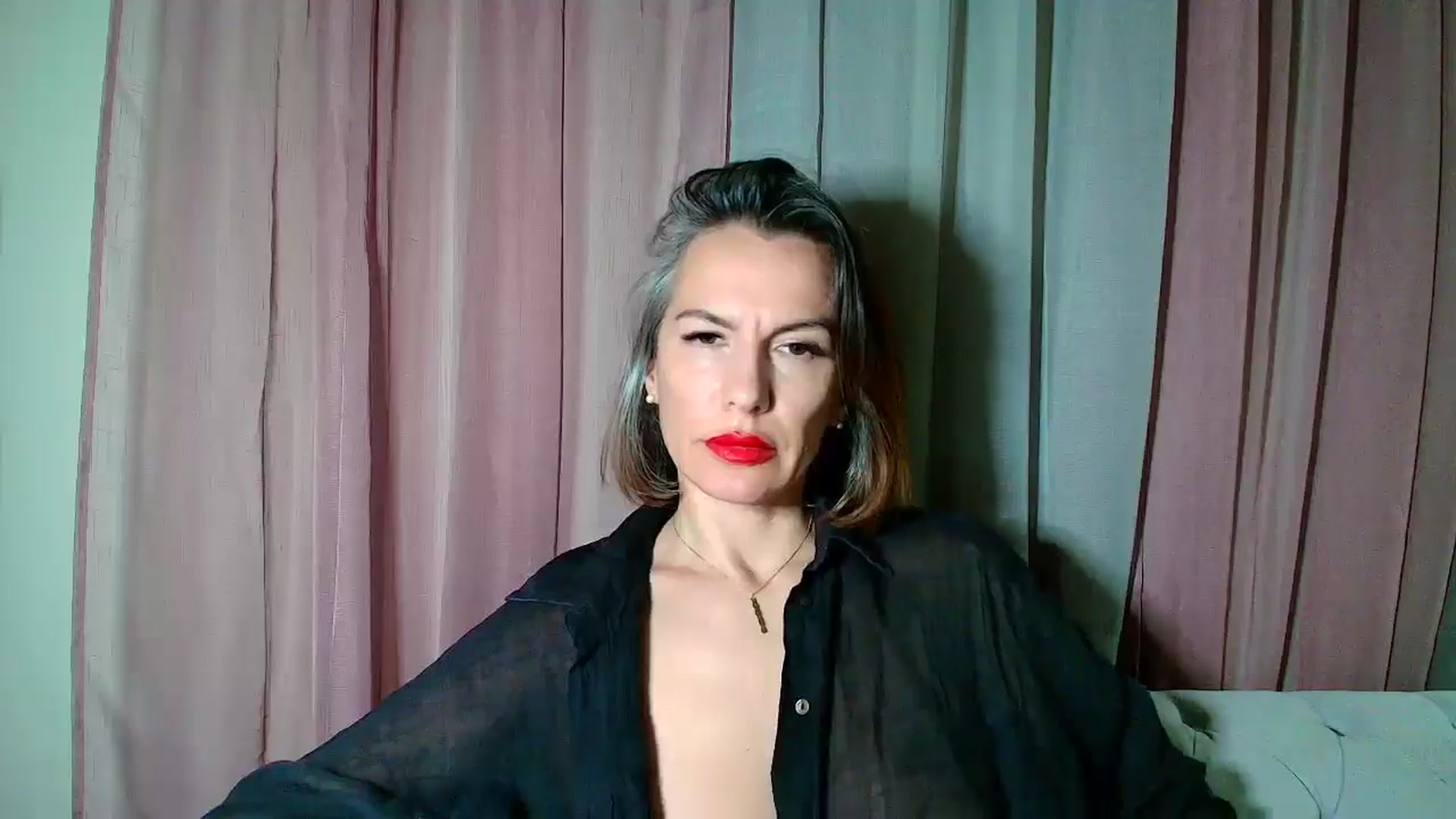 Gallery image thumbnail from Aarte_miss's myfreecams stream on, 11/29/2024, 02:05 image 19 of 20