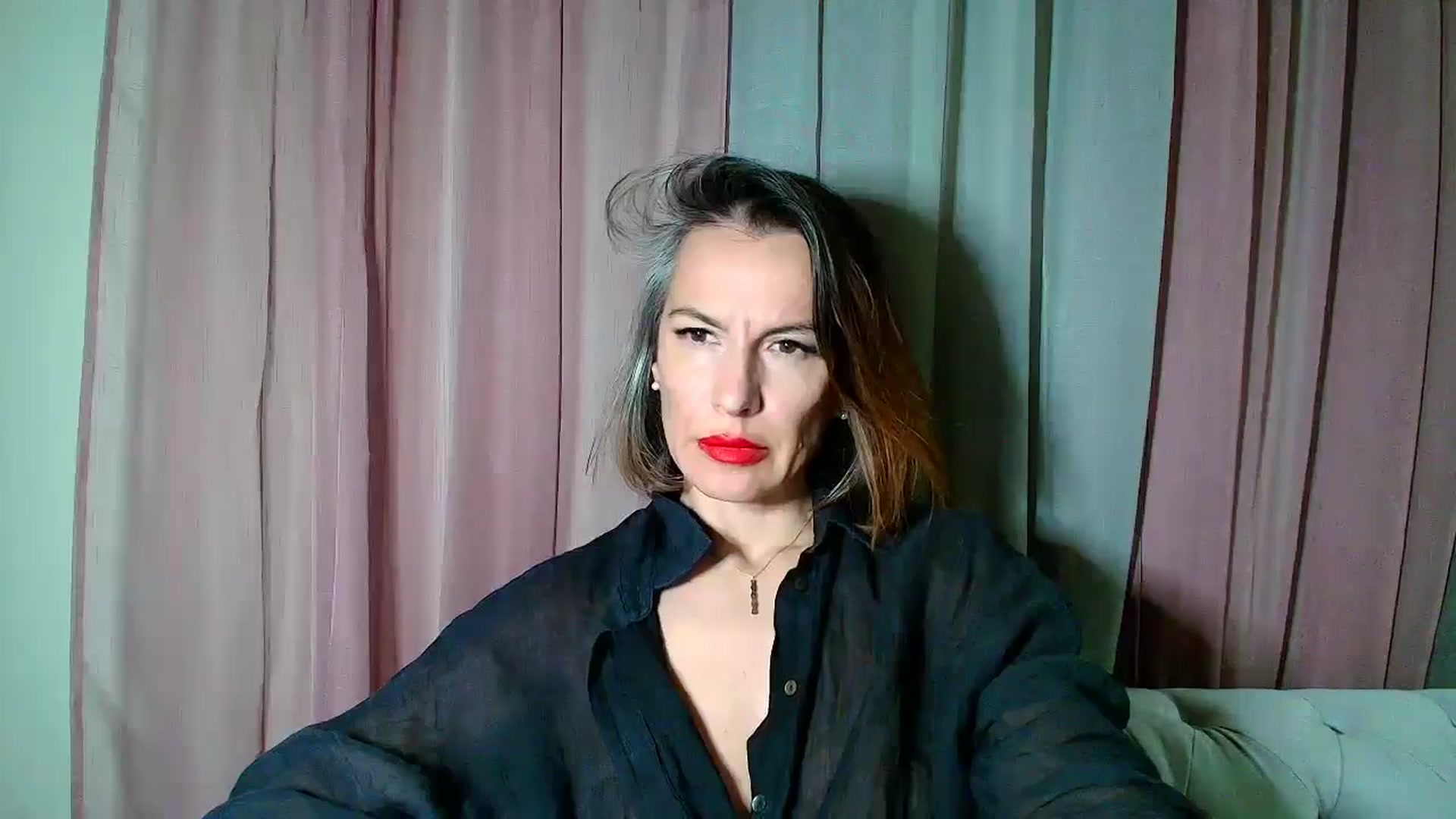 Gallery image thumbnail from Aarte_miss's myfreecams stream on, 11/29/2024, 02:05 image 8 of 20